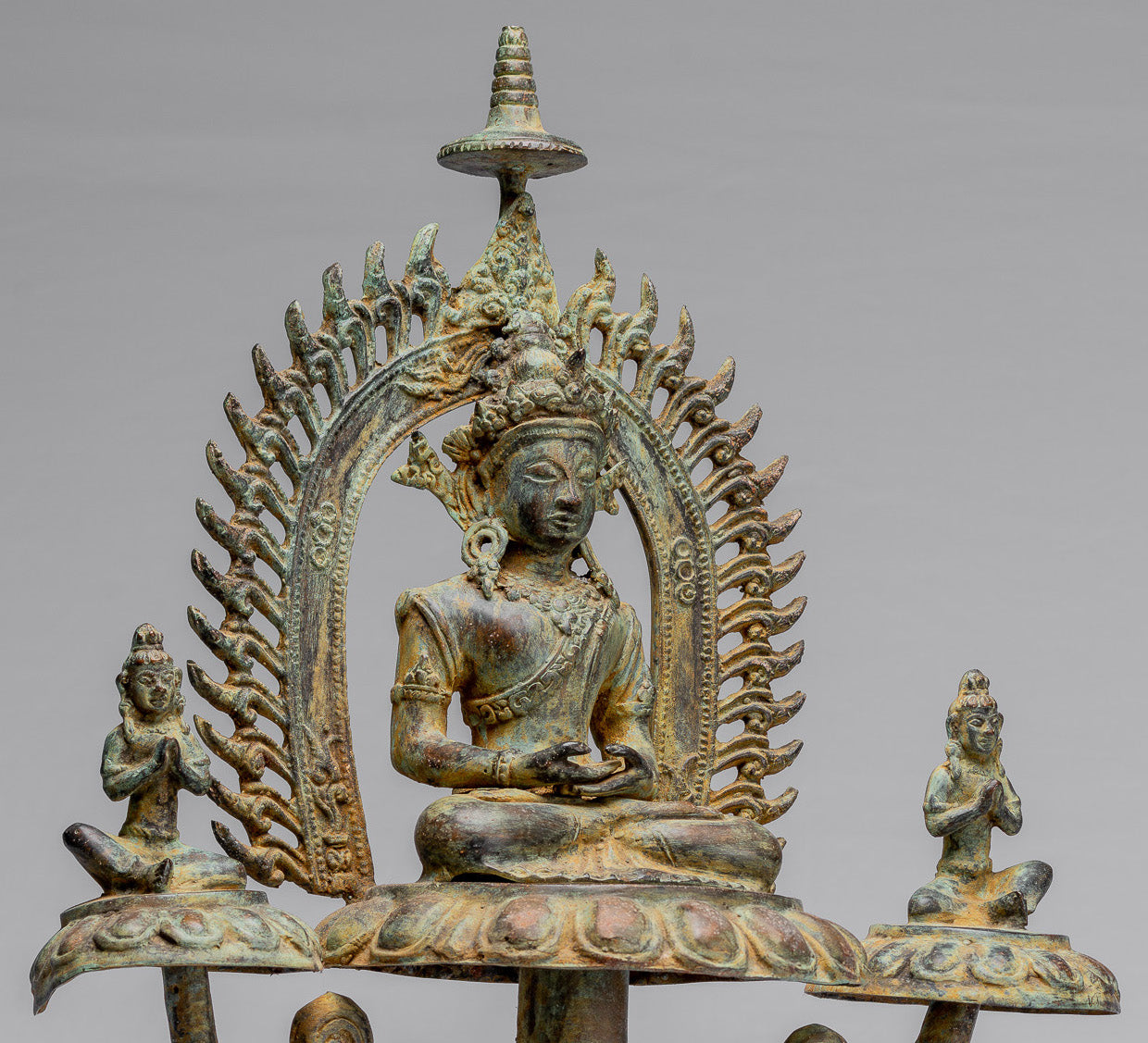 Statue di Buddha - Antique in stile indonesiano Bronzo Meditazione giavanese Statua di Buddha - 49 cm/20 "