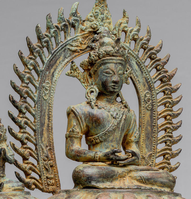 Statue di Buddha - Antique in stile indonesiano Bronzo Meditazione giavanese Statua di Buddha - 49 cm/20 "