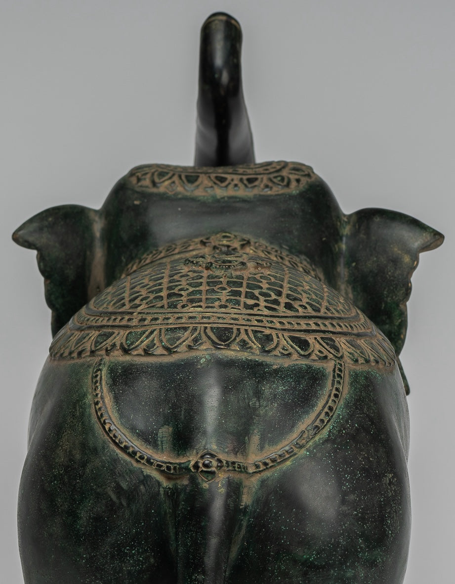 Antique Khmer Style Bronze in piedi statua di elefante - 38 cm/15 "di altezza