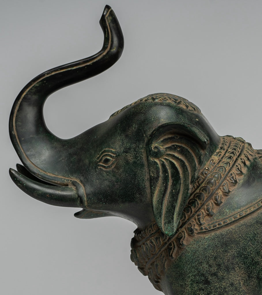 Antique Khmer Style Bronze in piedi statua di elefante - 38 cm/15 "di altezza