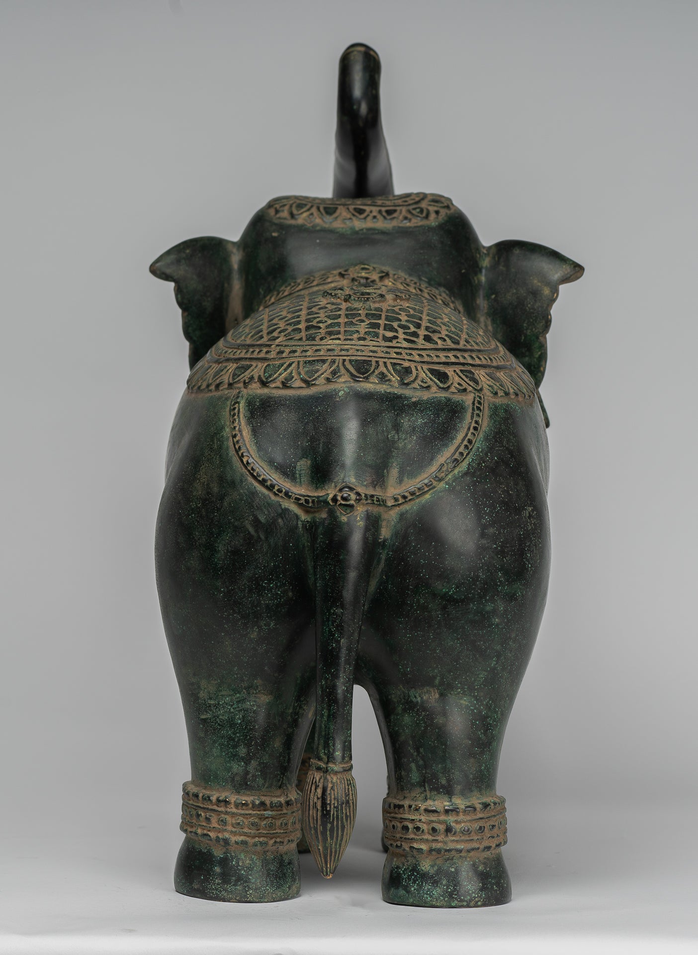 Antique Khmer Style Bronze in piedi statua di elefante - 38 cm/15 "di altezza