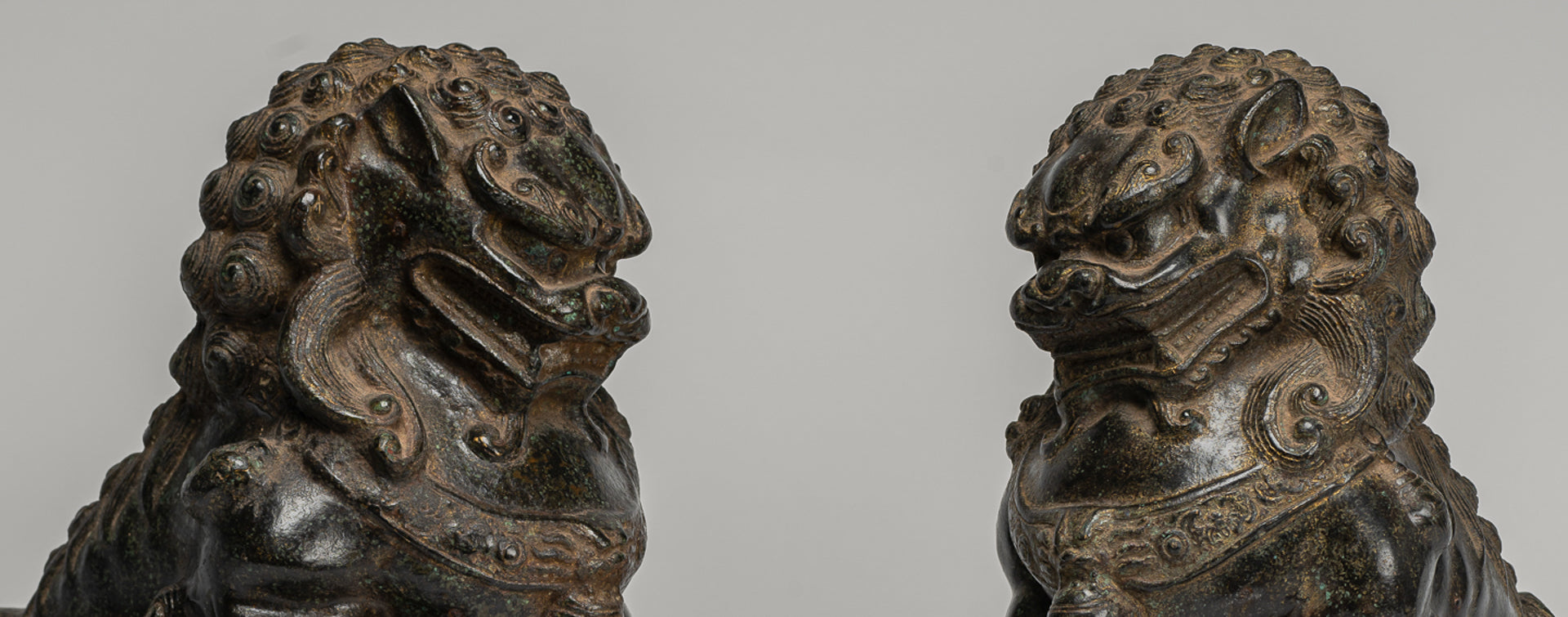 Antique Chinese Style Temple Guardian Lions Shishi Lions Foo Dogs Imperial Lions (Pair) - 25cm/10"