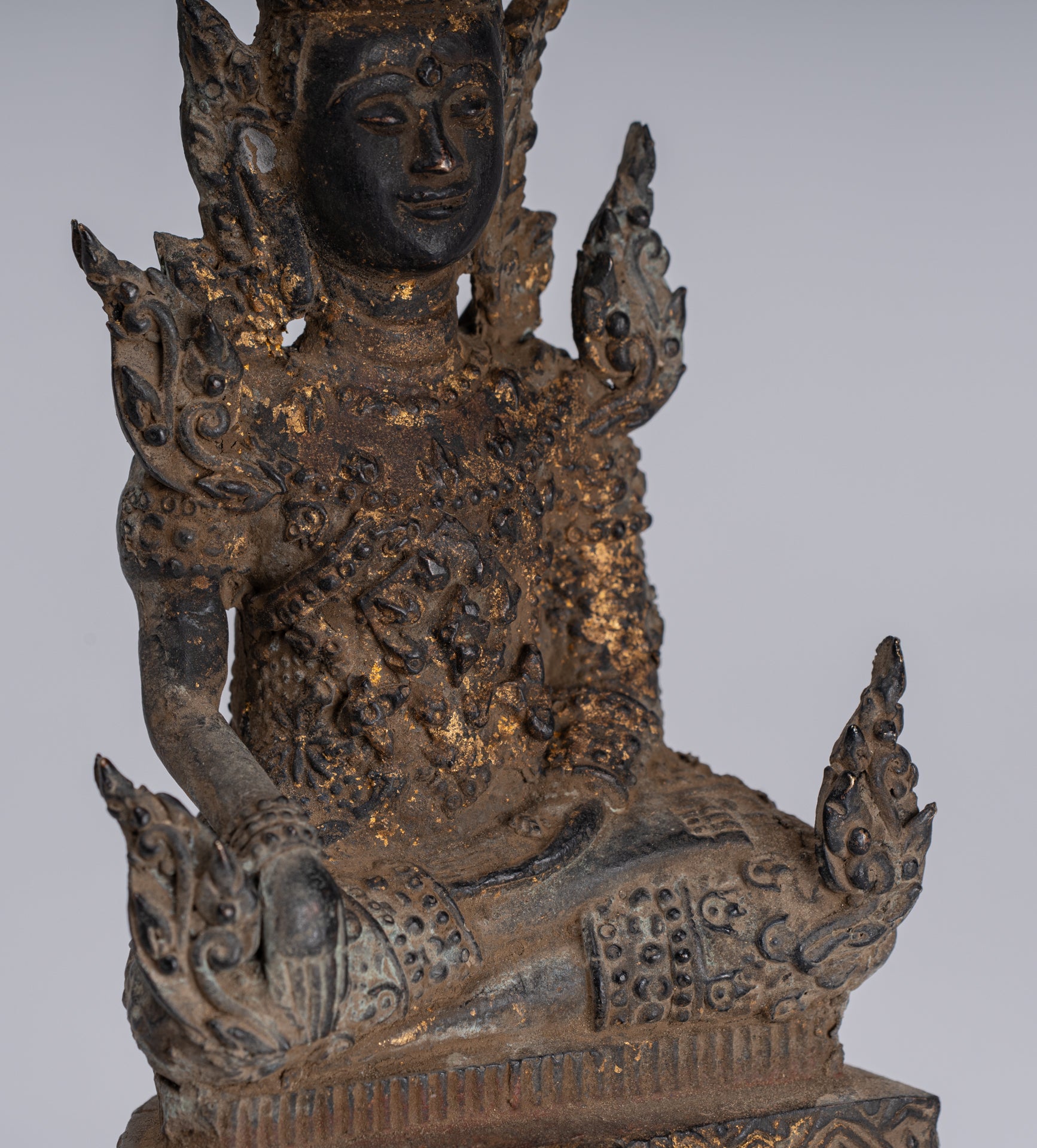 Buddha Statue - Antique Thai Style Bronze Rattanakosin Enlightenment Buddha Statue - 21cm/8"
