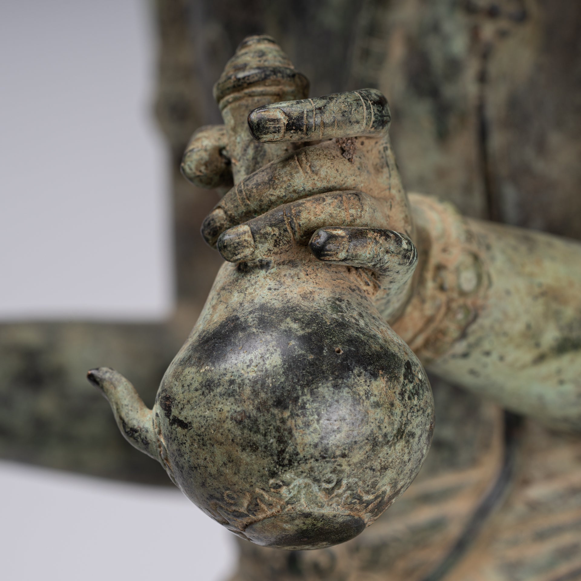 Estatua Shiva - Estatua de 4 brazos de estilo de bronce indonesio antiguo de estilo indonesio - 82 cm/33 "