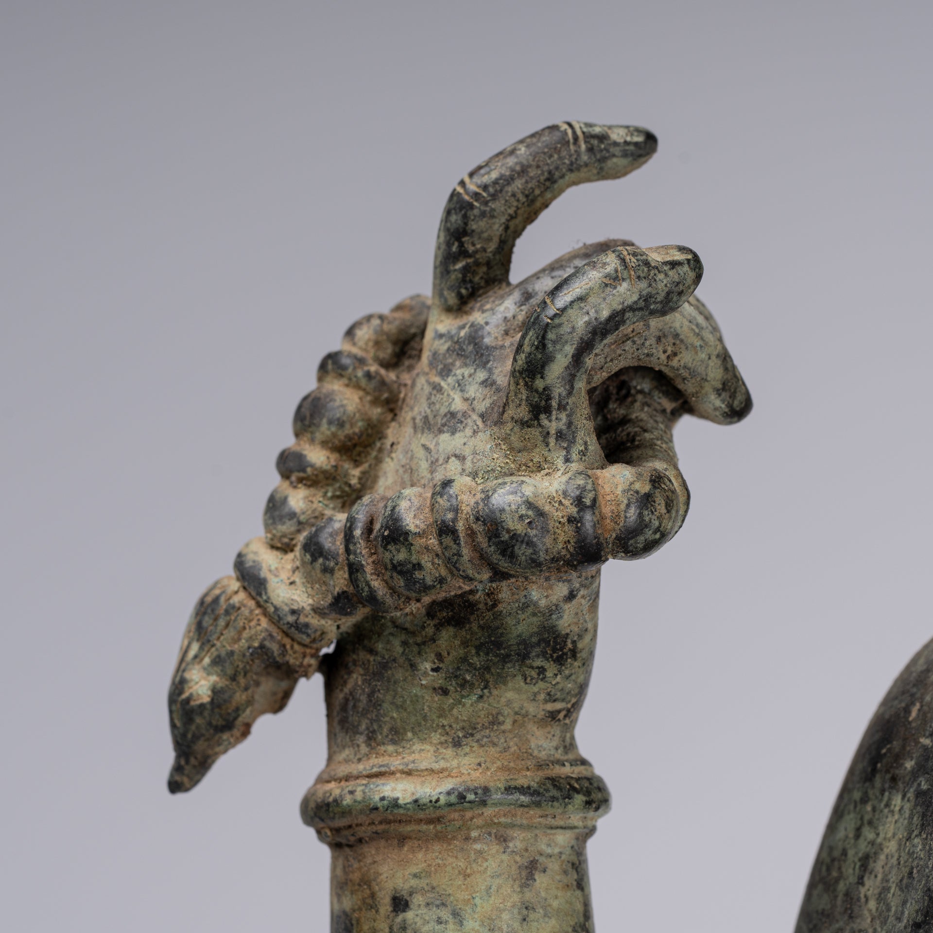 Estatua Shiva - Estatua de 4 brazos de estilo de bronce indonesio antiguo de estilo indonesio - 82 cm/33 "