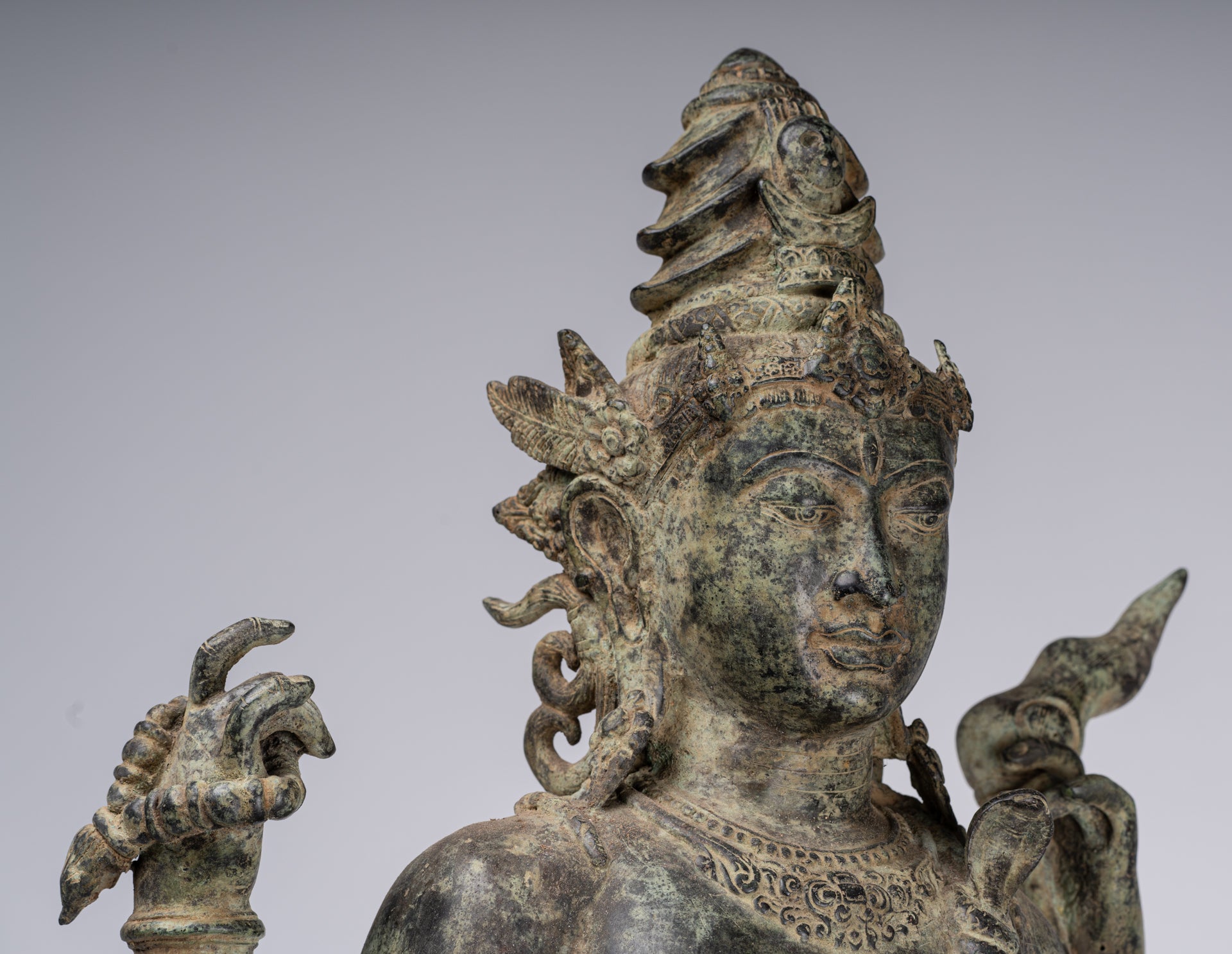 Estatua Shiva - Estatua de 4 brazos de estilo de bronce indonesio antiguo de estilo indonesio - 82 cm/33 "