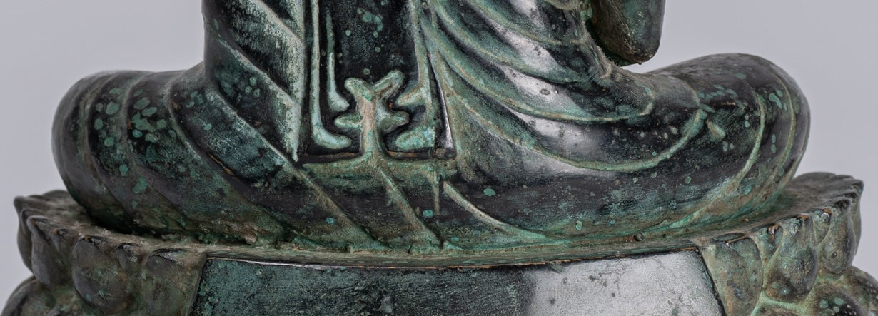 Buddha - Antique Khmer Style Bronze Enthroned Meditation Buddha Statue - 19cm/6"