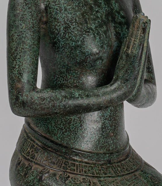 Estatua de la deidad - Estatua / Diosa de estilo jemer de estilo jemer.