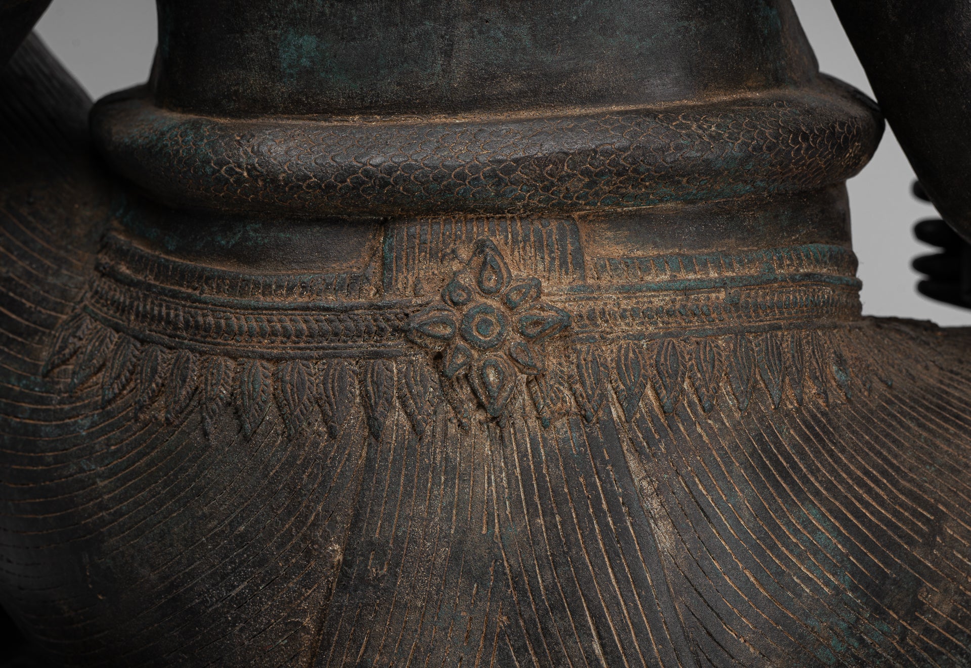 Ganesha Statue - Antique Thai Style Bronze Seated 4-Arm Ganesha Statue - 85cm/34"