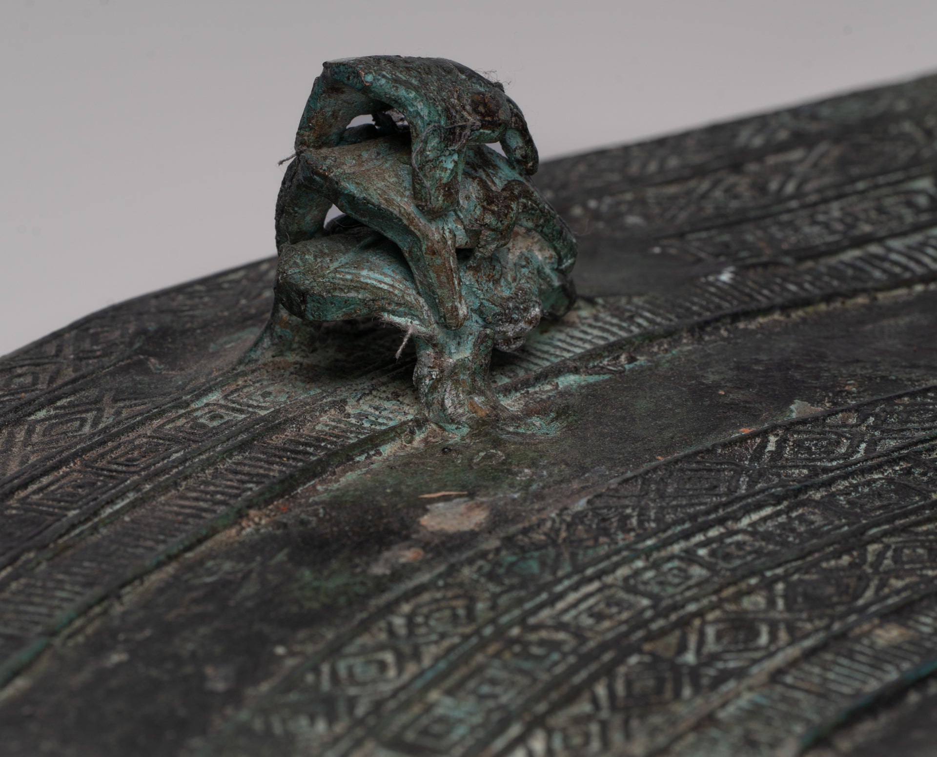 Vietnamese Rain Drum - Antique Vietnamese Style Bronze Free Standing Frog Rain Drum - 43cm/17"