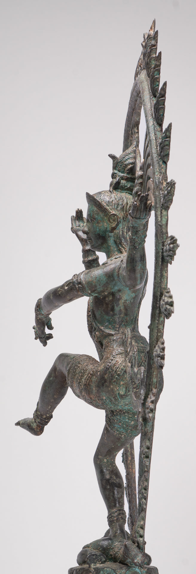 Shiva Statue - Antique Indian Style Bronze Dancing Shiva statue as Lord Nataraja - 66cm(26") Tall