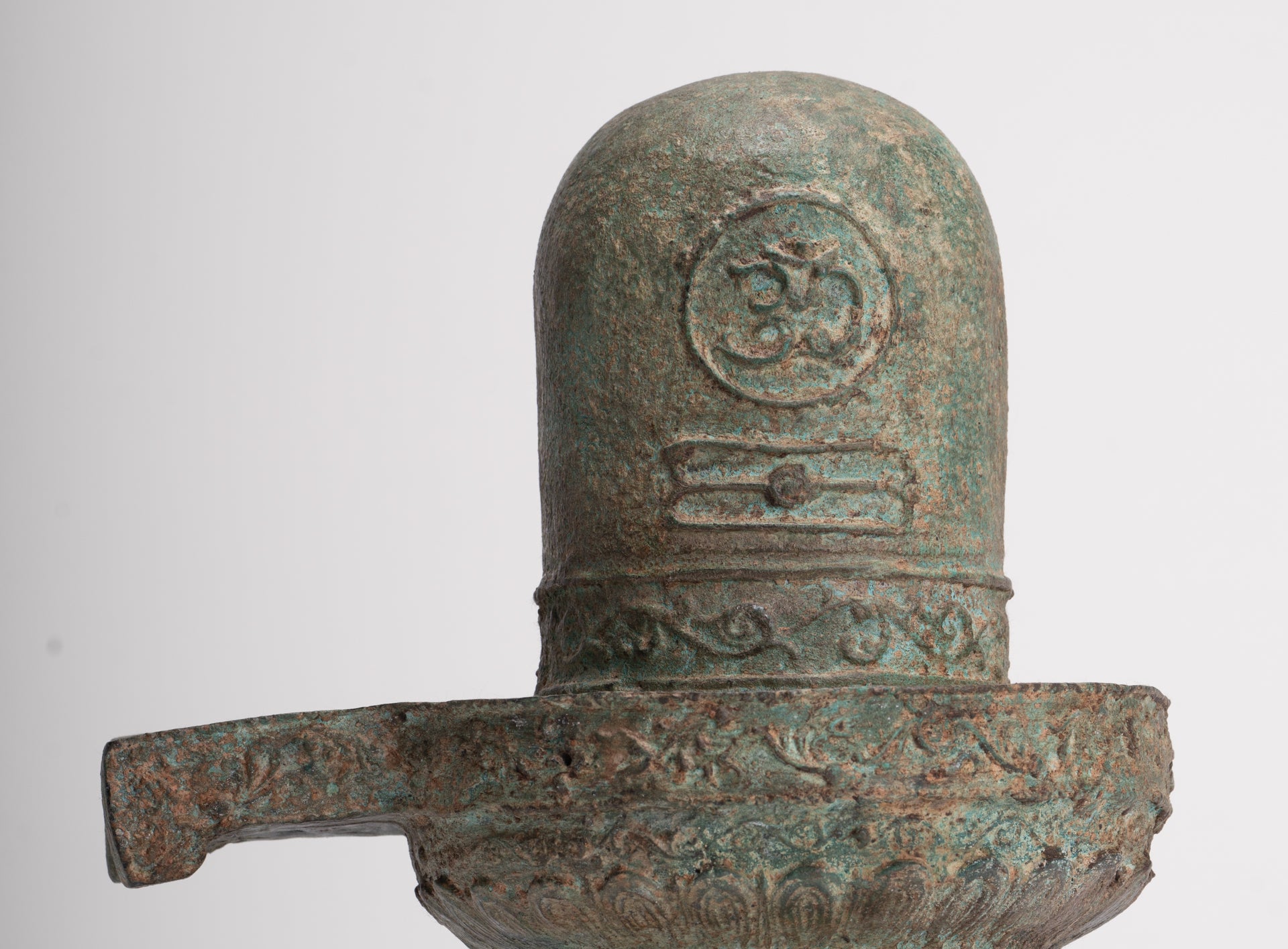 Linga - Antique Indian Style South Asia Bronze Shiva Linga / Lingnum & Yoni - 27cm/11"