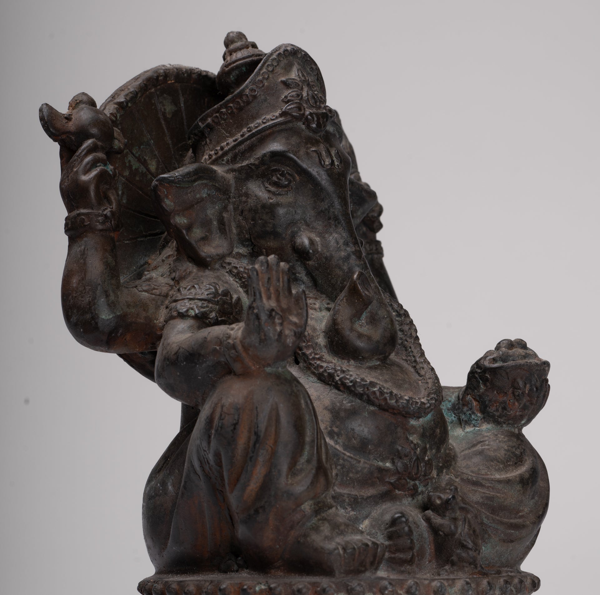 Ganesh - Antique Thai Style Bronze Seated Ganesha - 22cm/9"