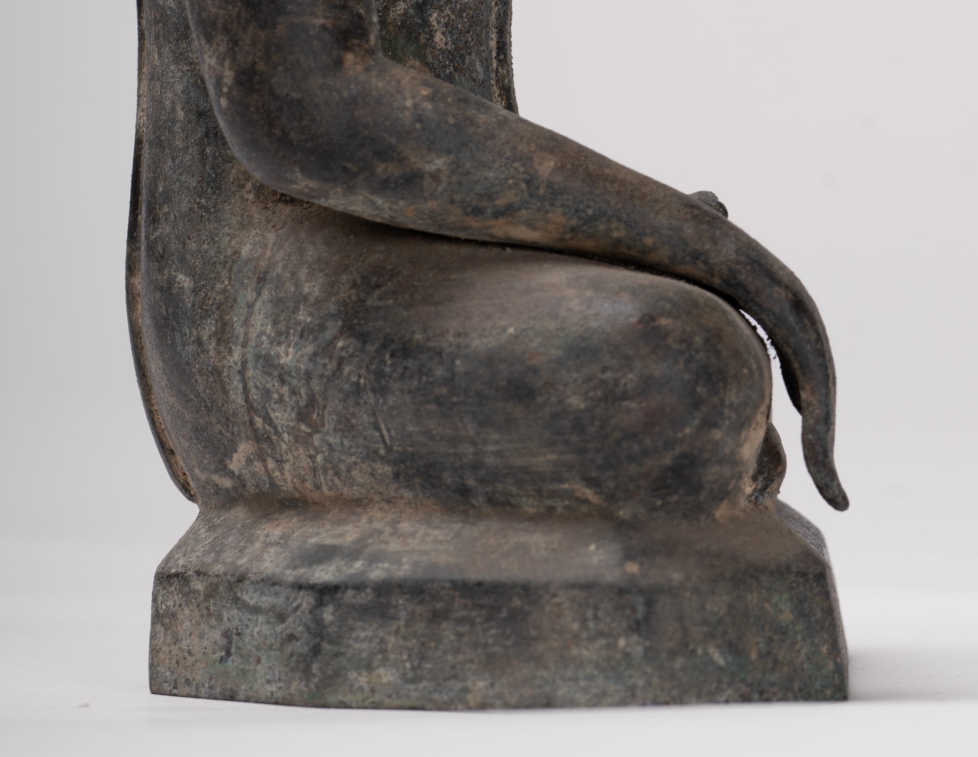 Buddha Statue - Antique U Thong Style Bronze Enlightenment Buddha Statue - 23.5cm/9"