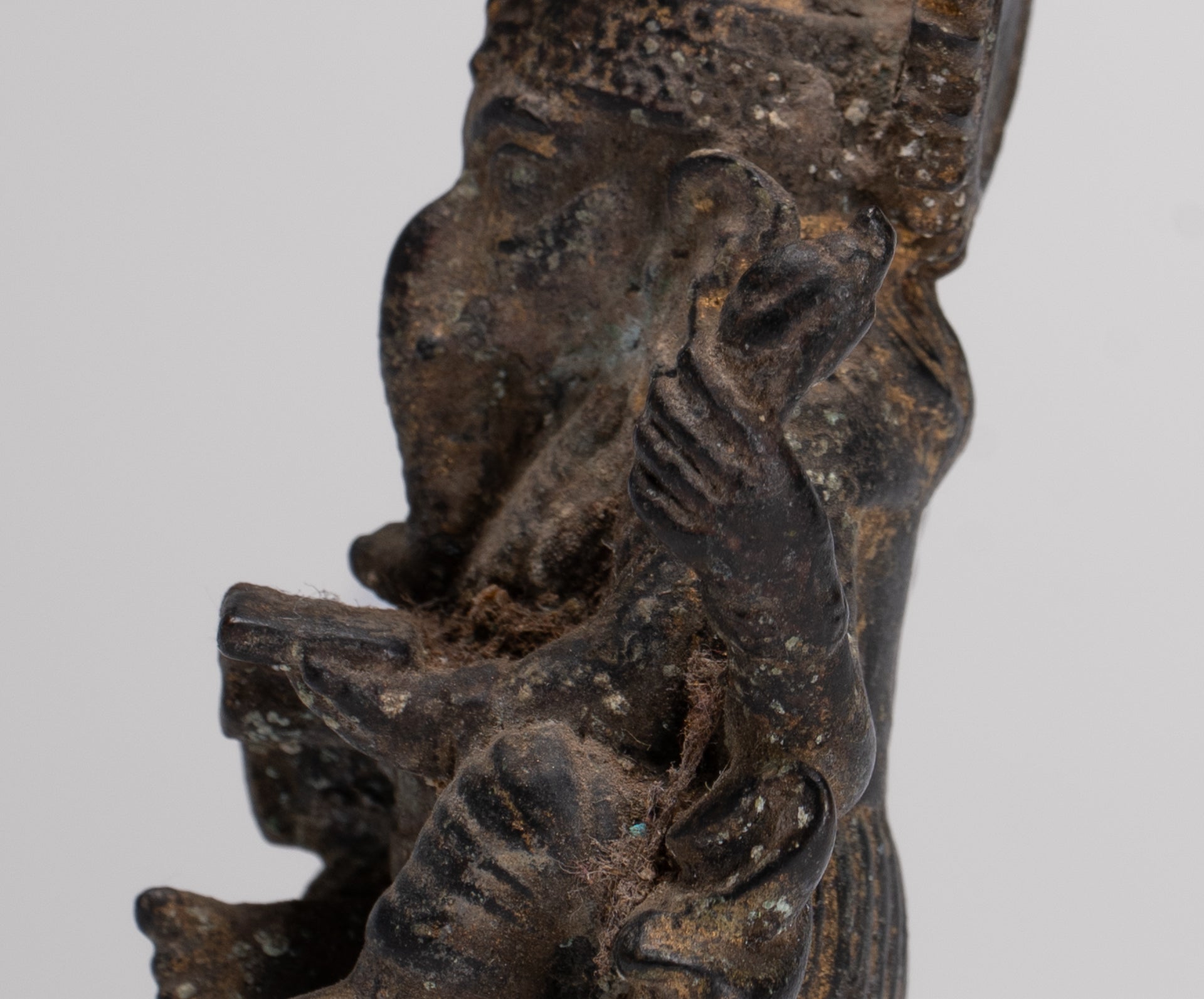 Ganesha Statue - Antique Thai Style Seated Bronze Ganesh Statue - 8cm/3"