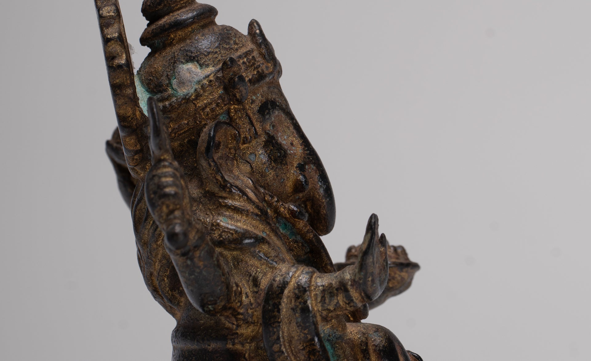 Ganesha Statue - Antique Thai Style Seated Bronze Ganesh Statue - 10cm/4"