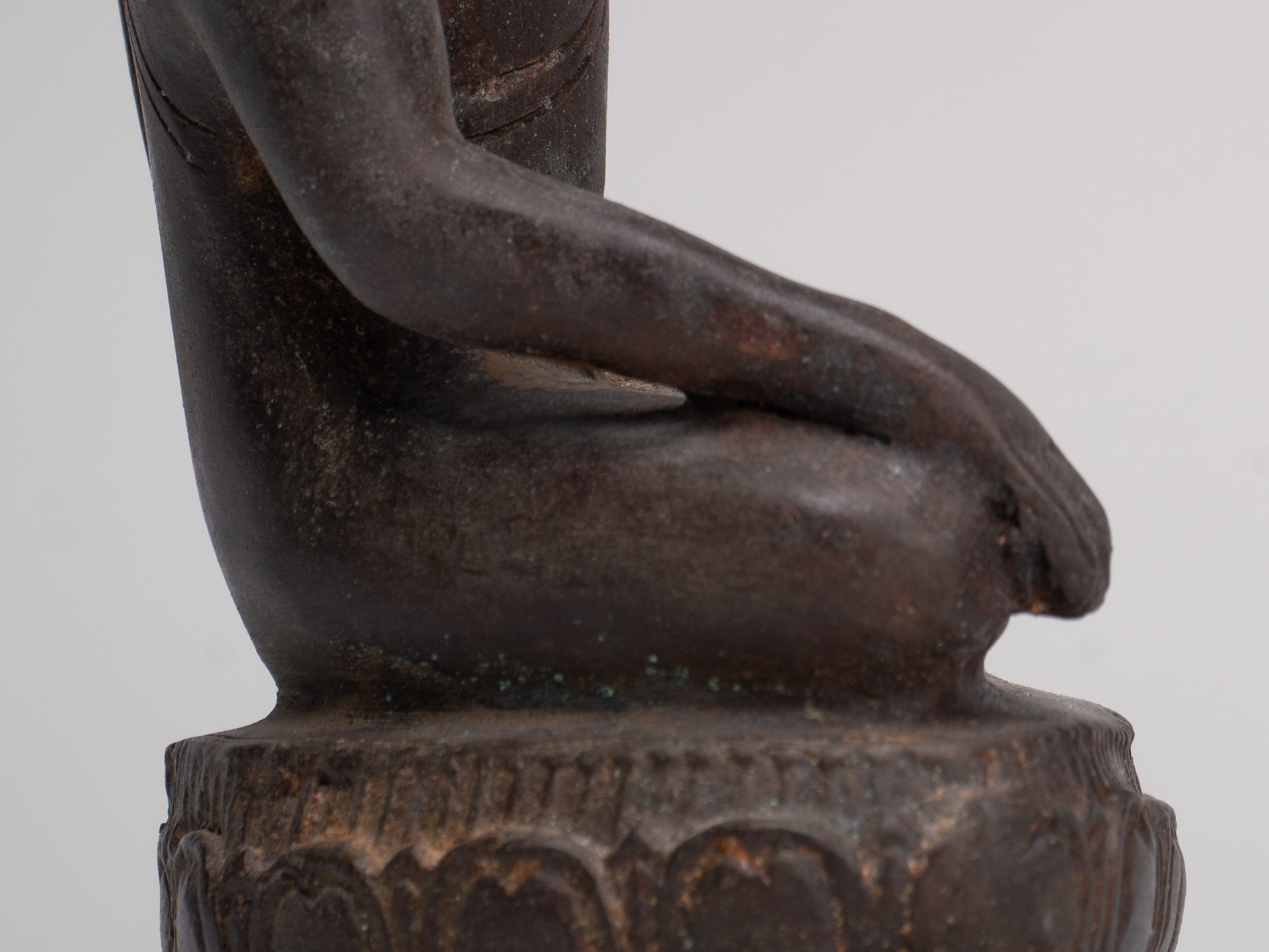 Buddha Statue - Antique Thai Style Bronze Chiang Saen Enlightenment Buddha Statue - 23cm/9"