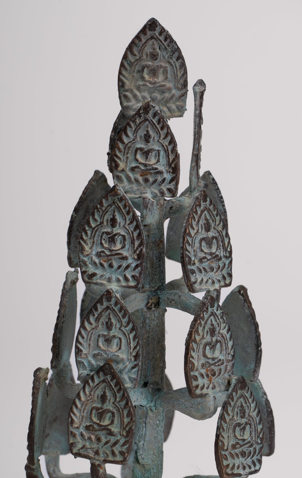 Buddha Sculpture - Antique Thai Style Bronze Seated Meditation Buddha Statues - 18cm/7" 