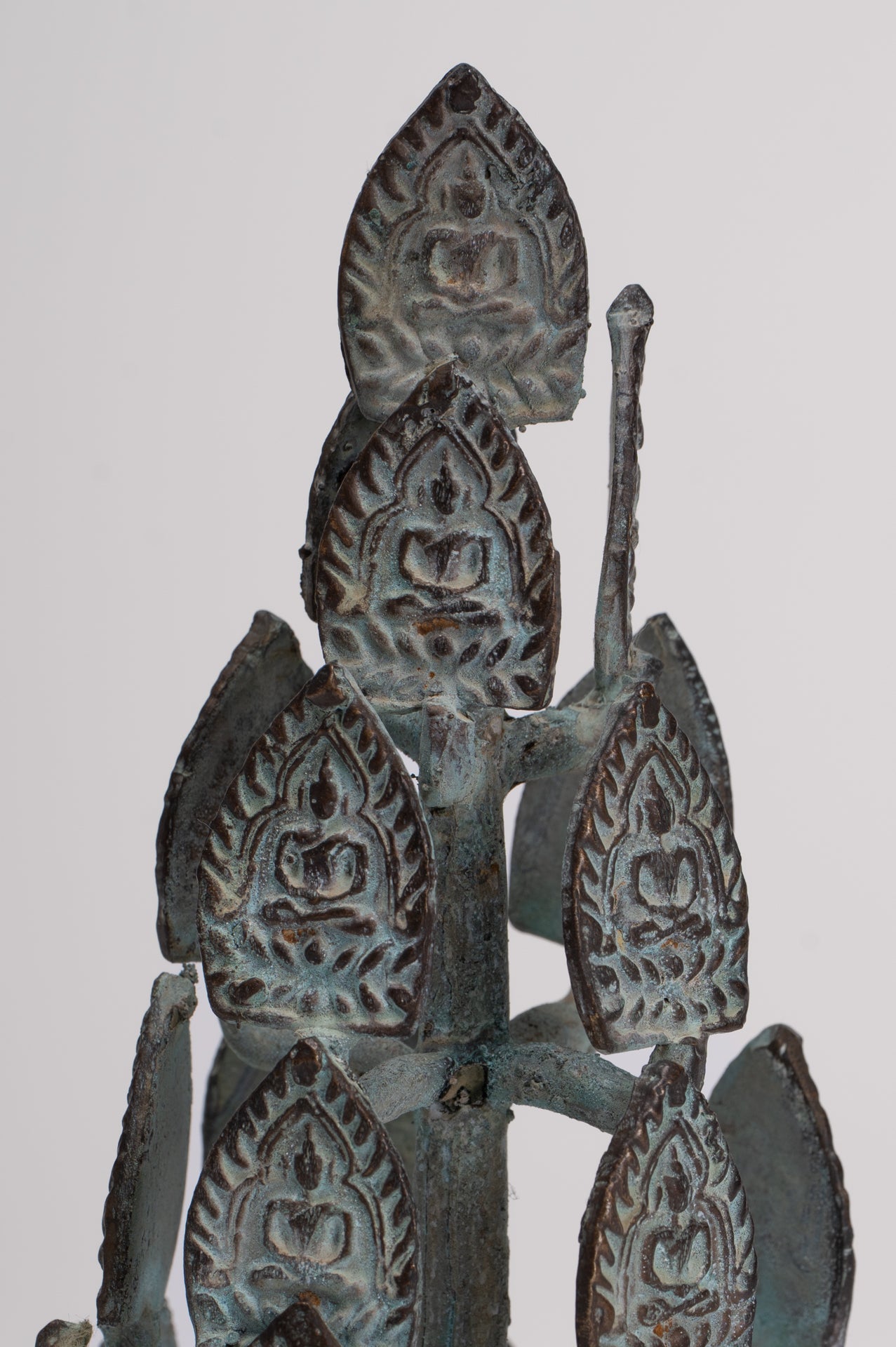 Buddha Sculpture - Antique Thai Style Bronze Seated Meditation Buddha Statues - 18cm/7" 