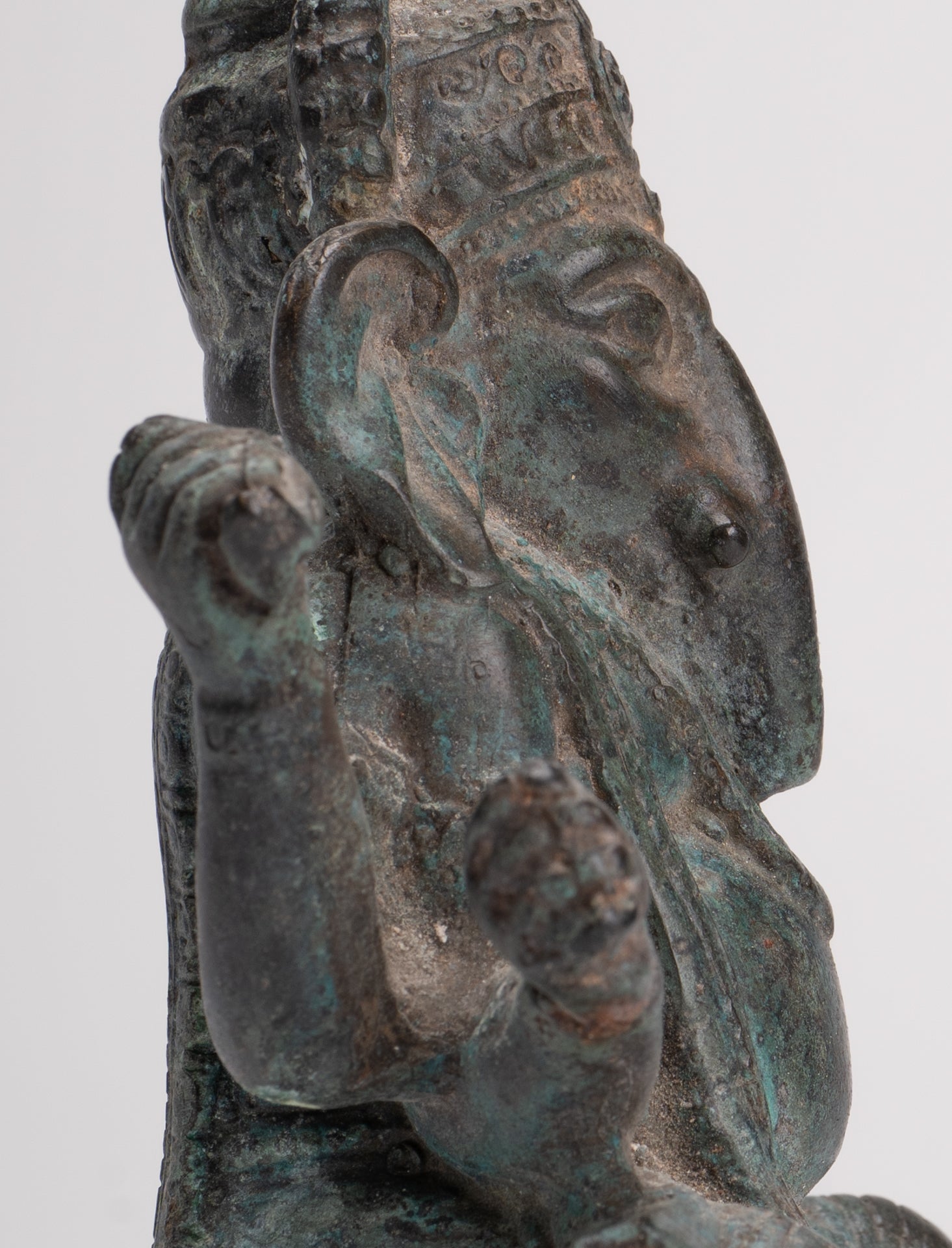 Ganesha Statue - Antique Thai Style Bronze Seated Ganesha Statue - 15.5cm/6"