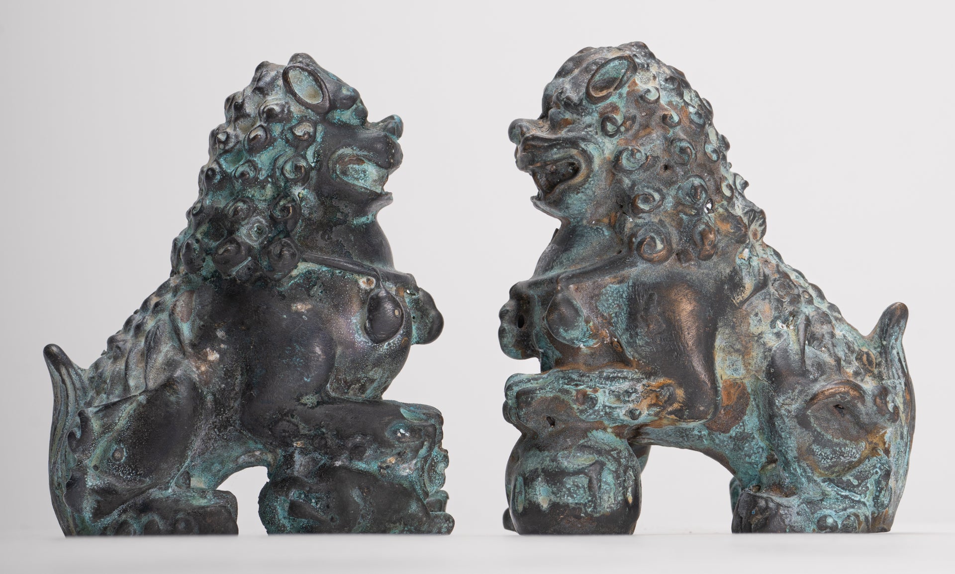 Antique Chinese Style Temple Guardian Lions Shishi Lions Foo Dogs Imperial Lions (Pair) - 10.5cm/4"