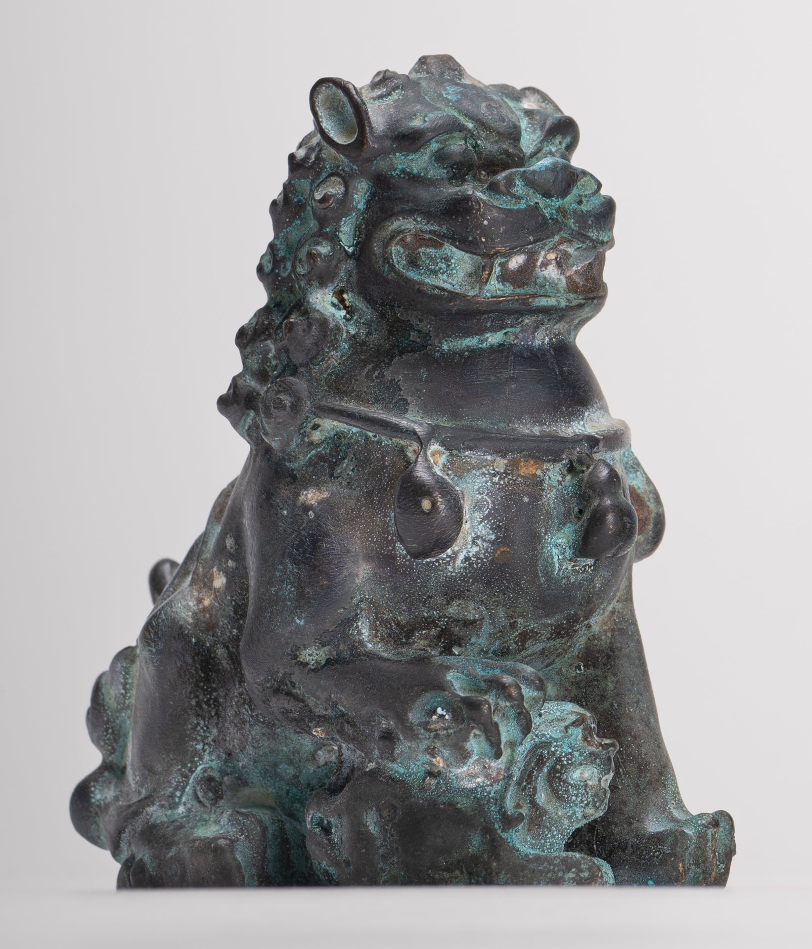 Antique Chinese Style Temple Guardian Lions Shishi Lions Foo Dogs Imperial Lions (Pair) - 10.5cm/4"