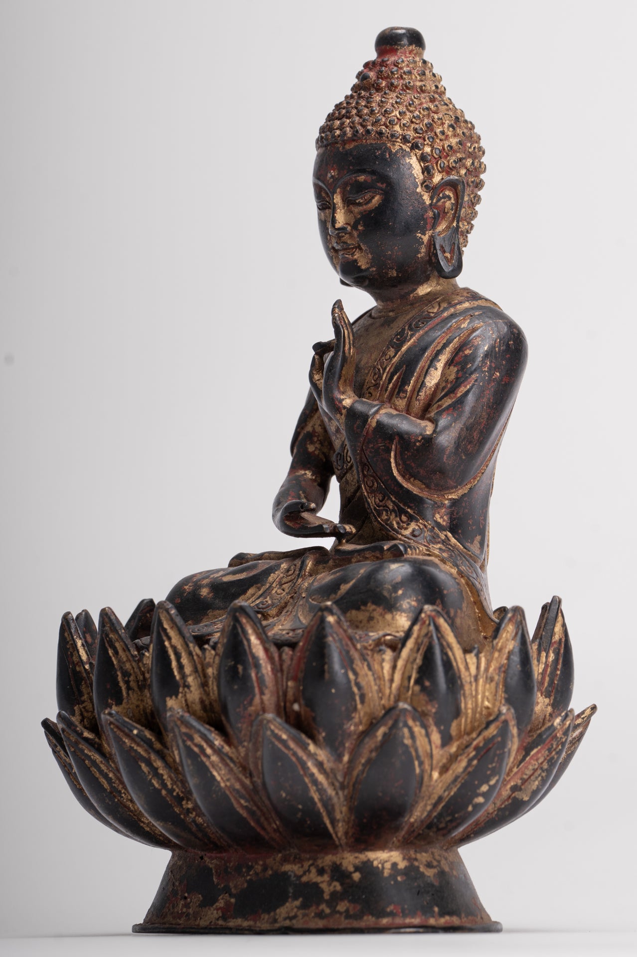Antique Chinese Style Seated Dharmachakra Teaching Buddha Statue - 20cm/8"