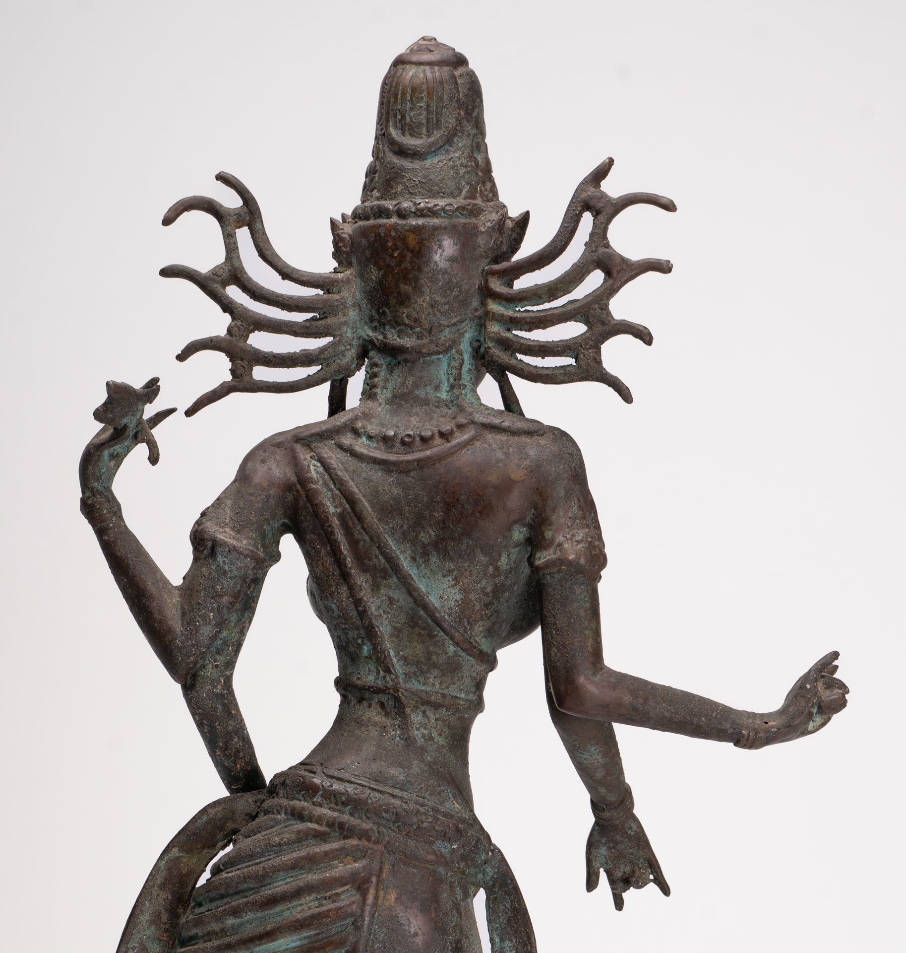 Parvati-Statue – antike javanische Parvati-Statue aus Bronze im indonesischen Stil, 58 cm.