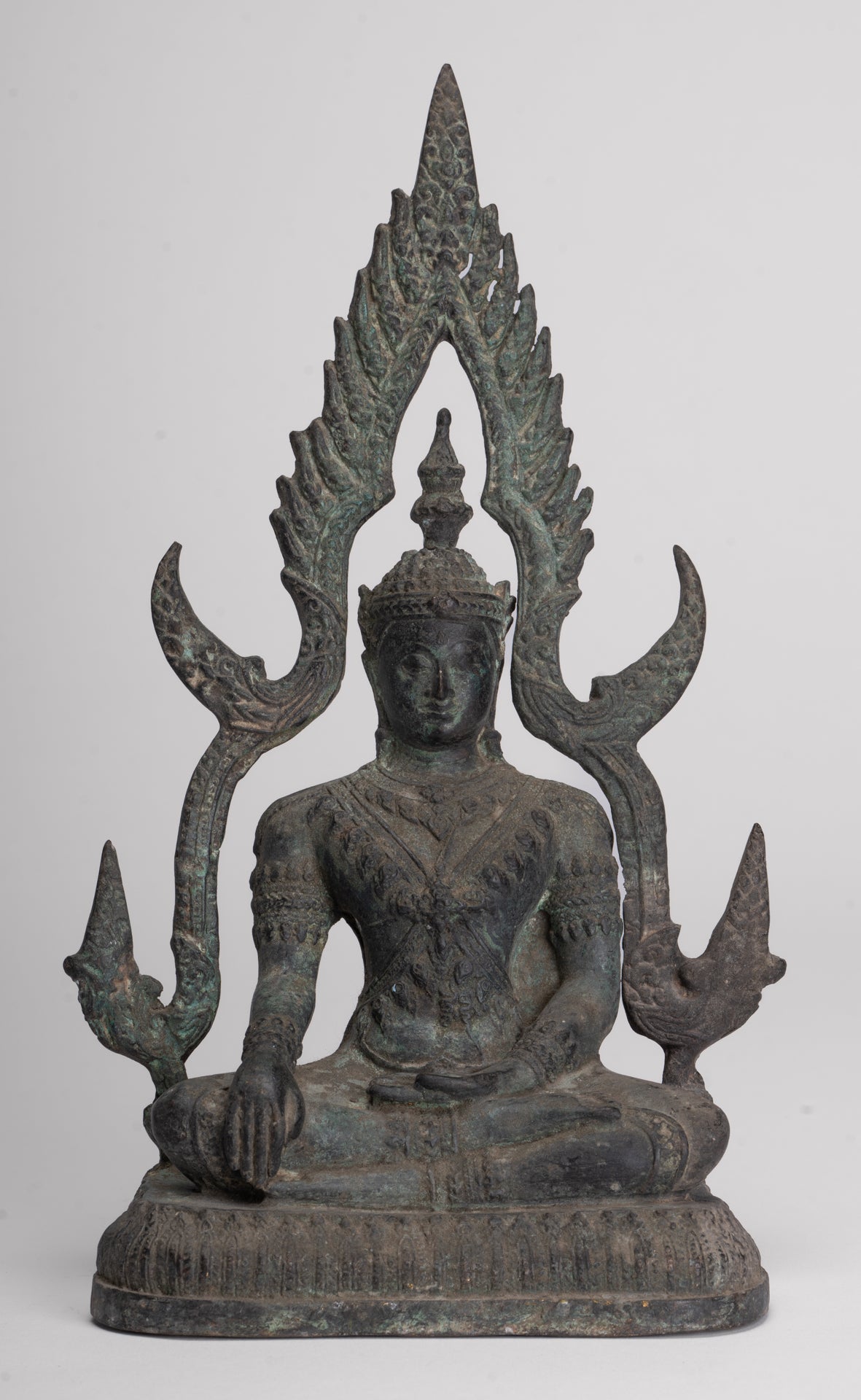 Antique Thai Style Bronze Phitsanulok Chinnarat Buddha Statue - 27cm/11"