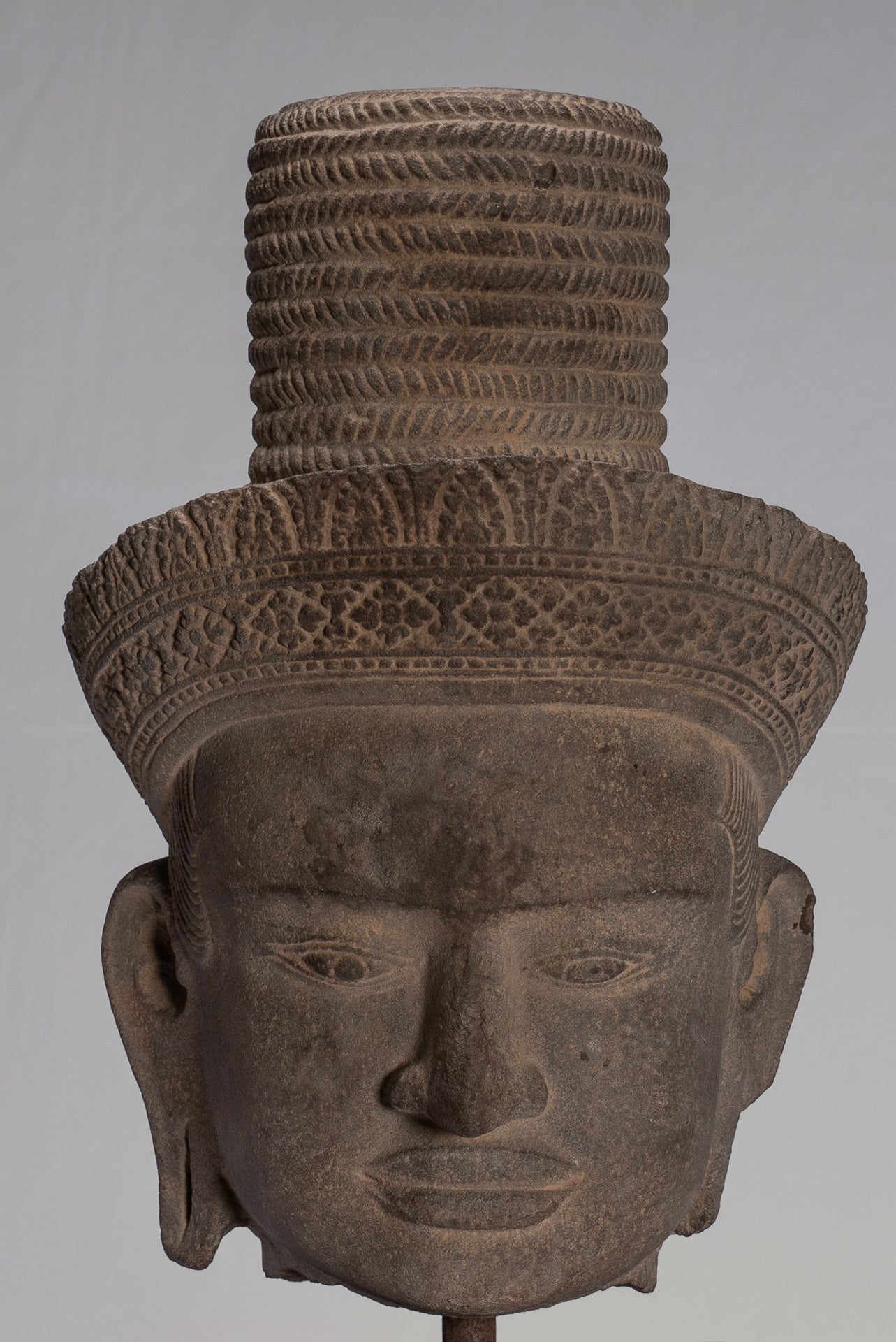 Vishnu Statue - Antique Koh Ker Style Stone Mounted Khmer Vishnu Head - 47cm / 19"