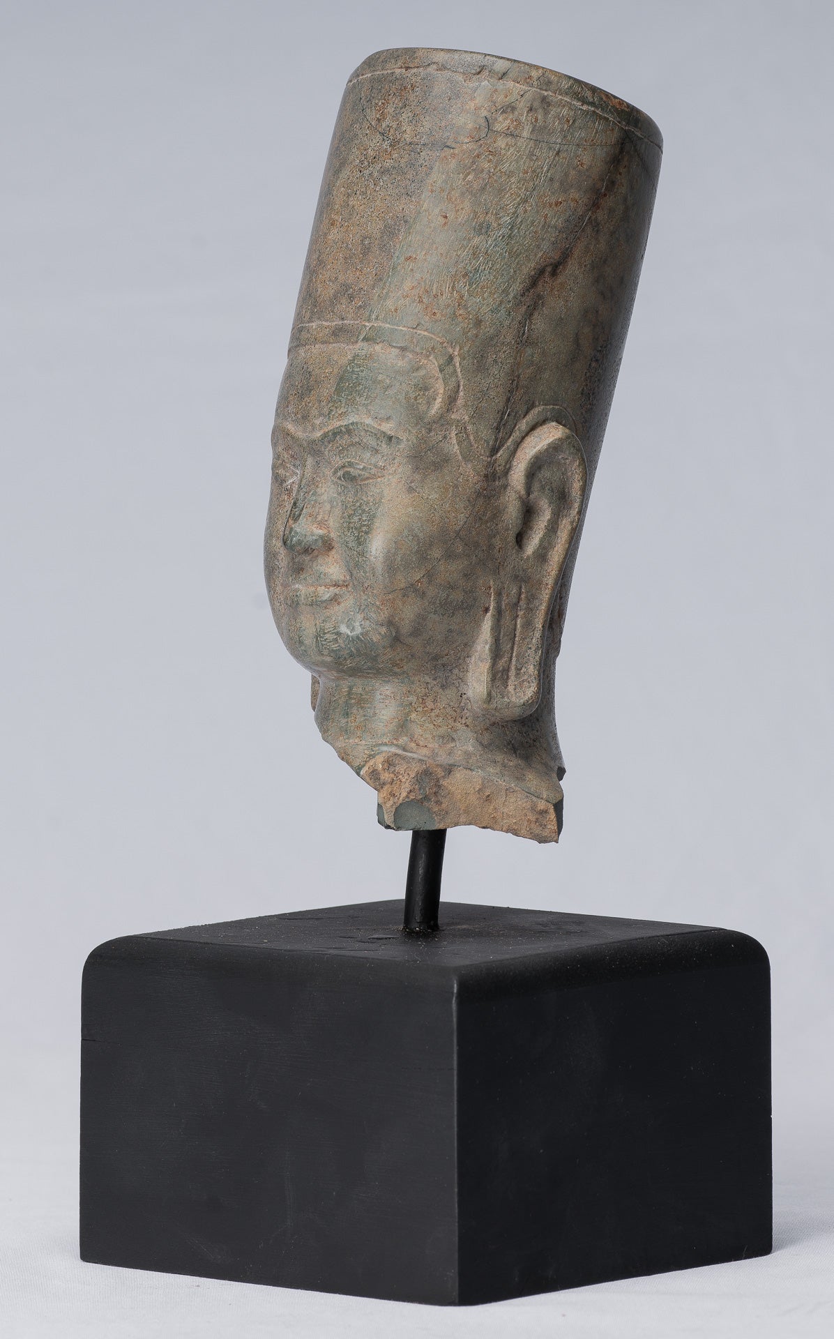 Antique Phnom Da Style Khmer Vishnu Head - Protector & Preserver - 28cm/11"