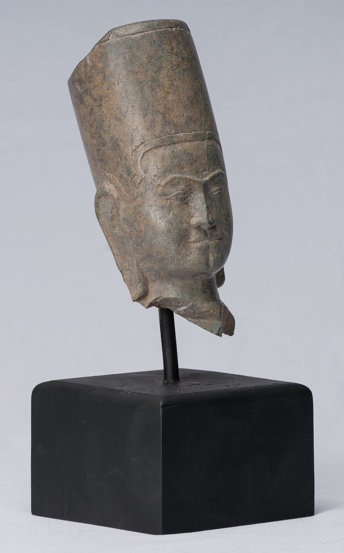 Antique Phnom Da Style Khmer Vishnu Head - Protector & Preserver - 28cm/11"