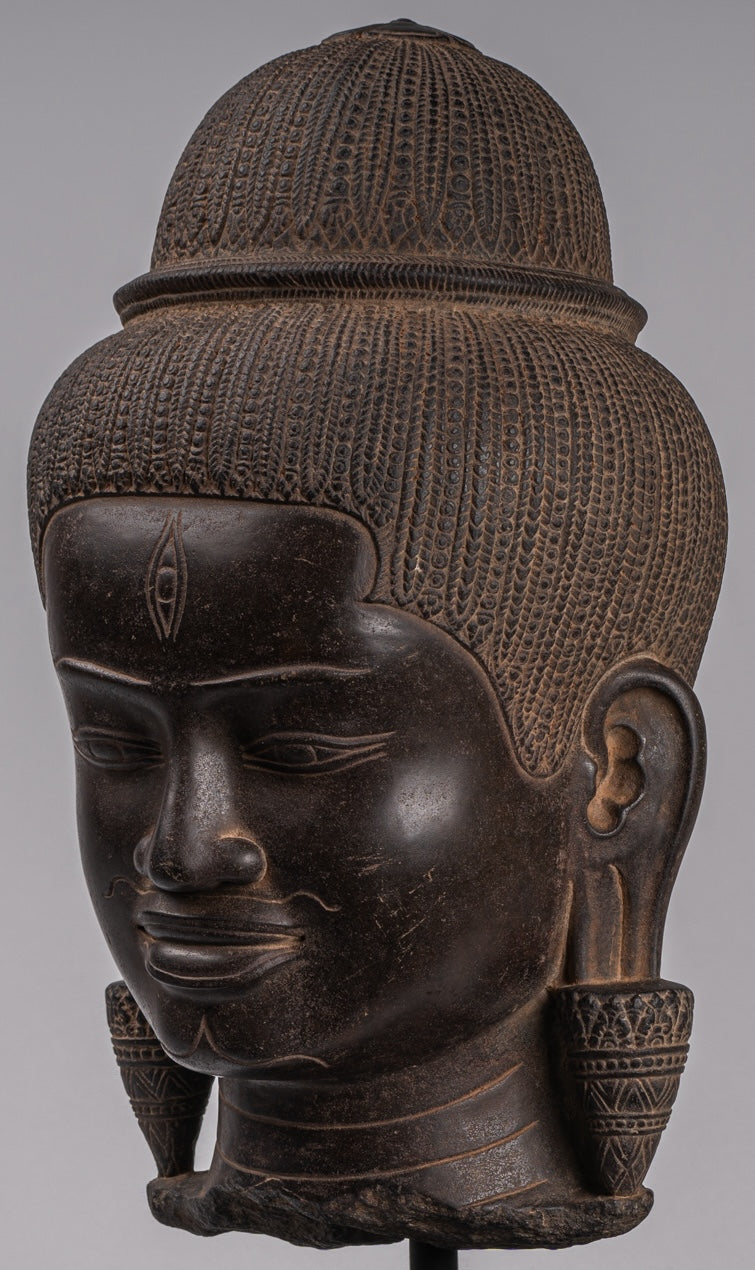  The Trilochana of Shiva can be seen on his forehead - the Three-Eyed Lord. It is the eye of wisdom, free from Maya, the illusion, and duality of life. It is also believed to be the source of his untamed energy.