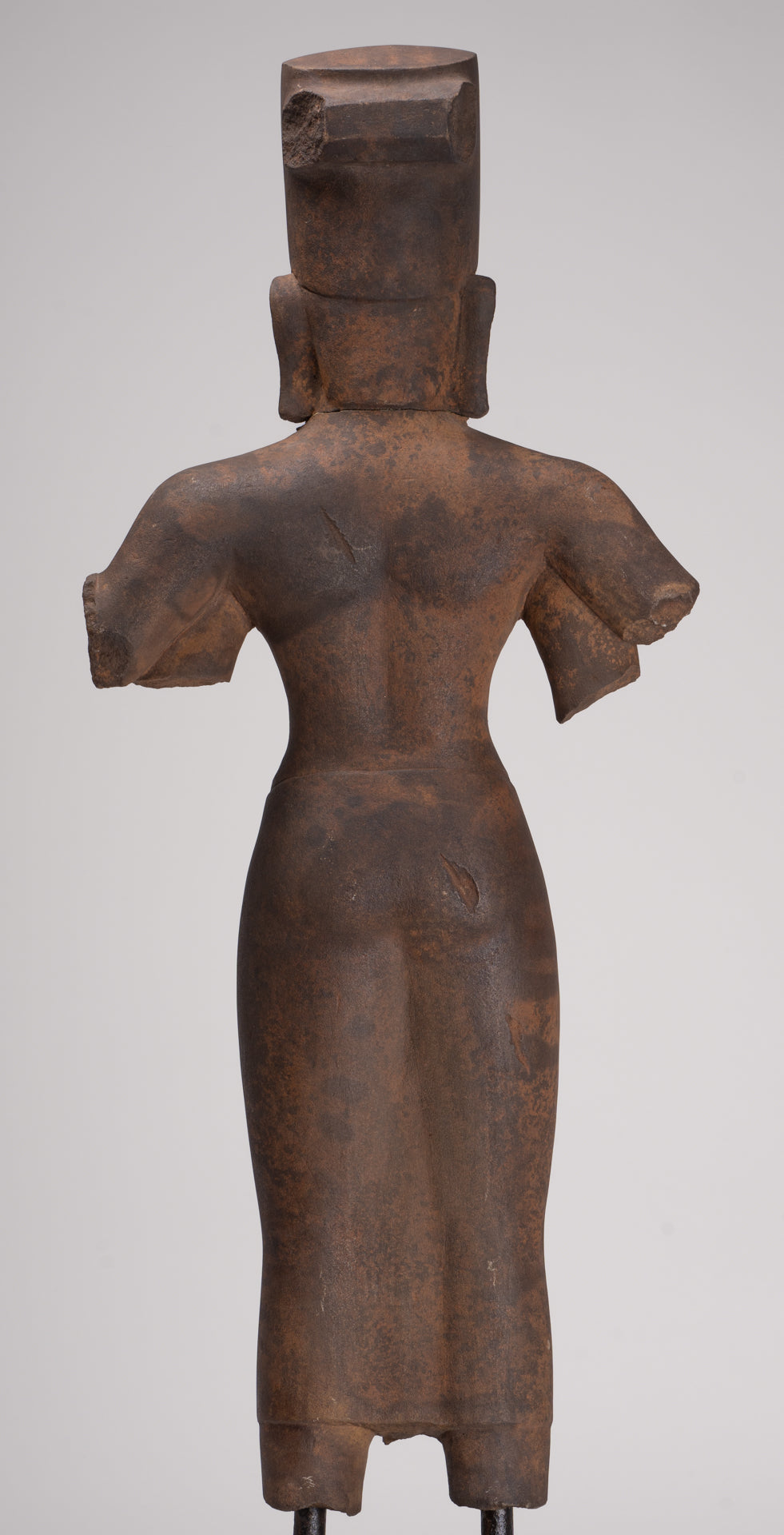 Vishnu Sculpture - Antique Phnom Da Style Mounted Sandstone Vishnu Statue - 73cm/29" 