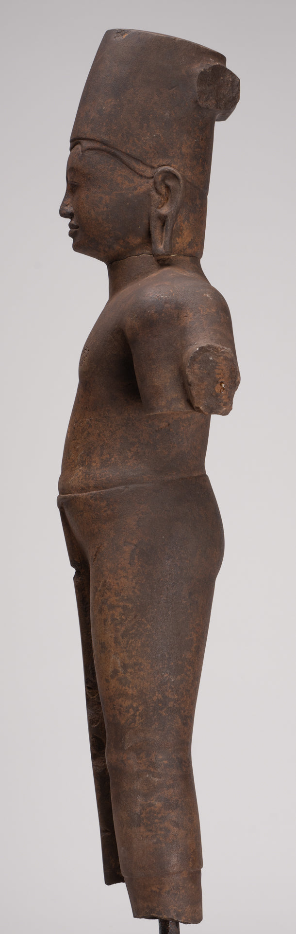 Vishnu Sculpture - Antique Phnom Da Style Mounted Sandstone Vishnu Statue - 73cm/29" 