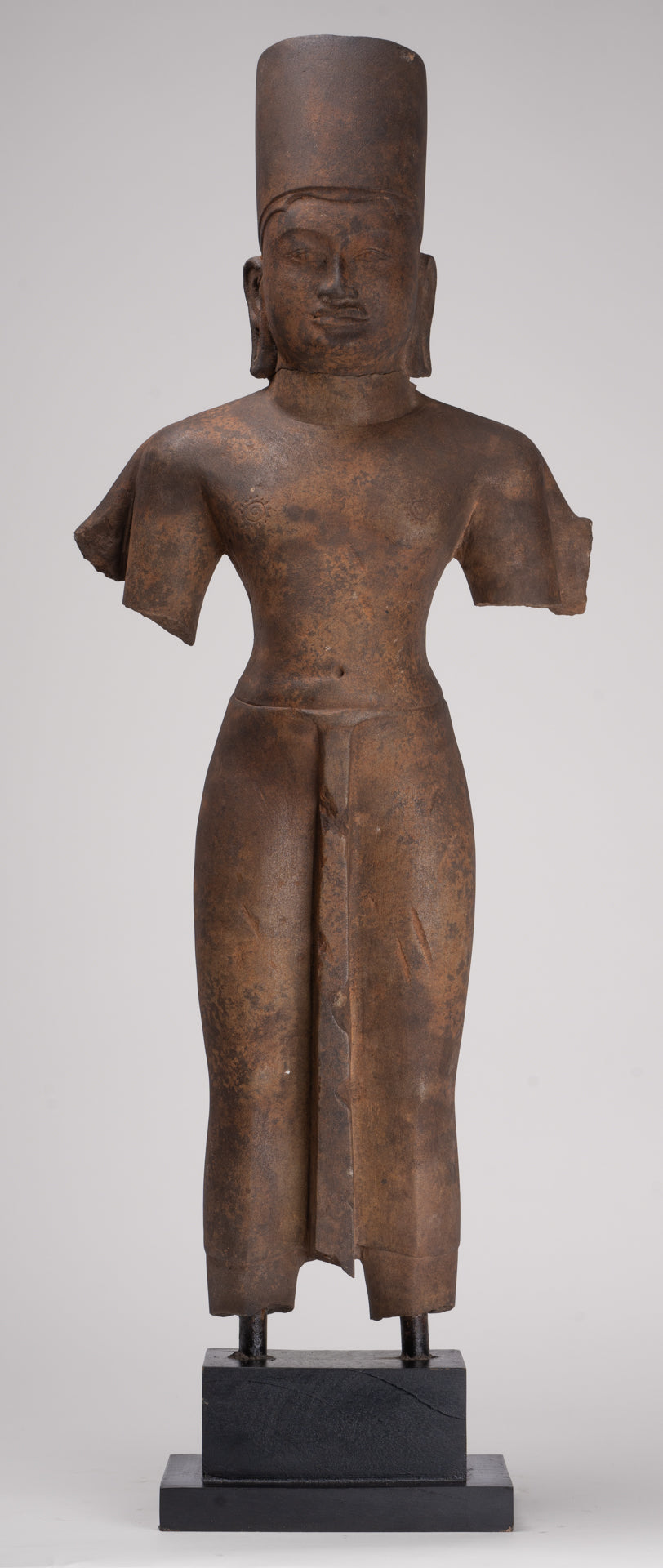 Vishnu Sculpture - Antique Phnom Da Style Mounted Sandstone Vishnu Statue - 73cm/29"