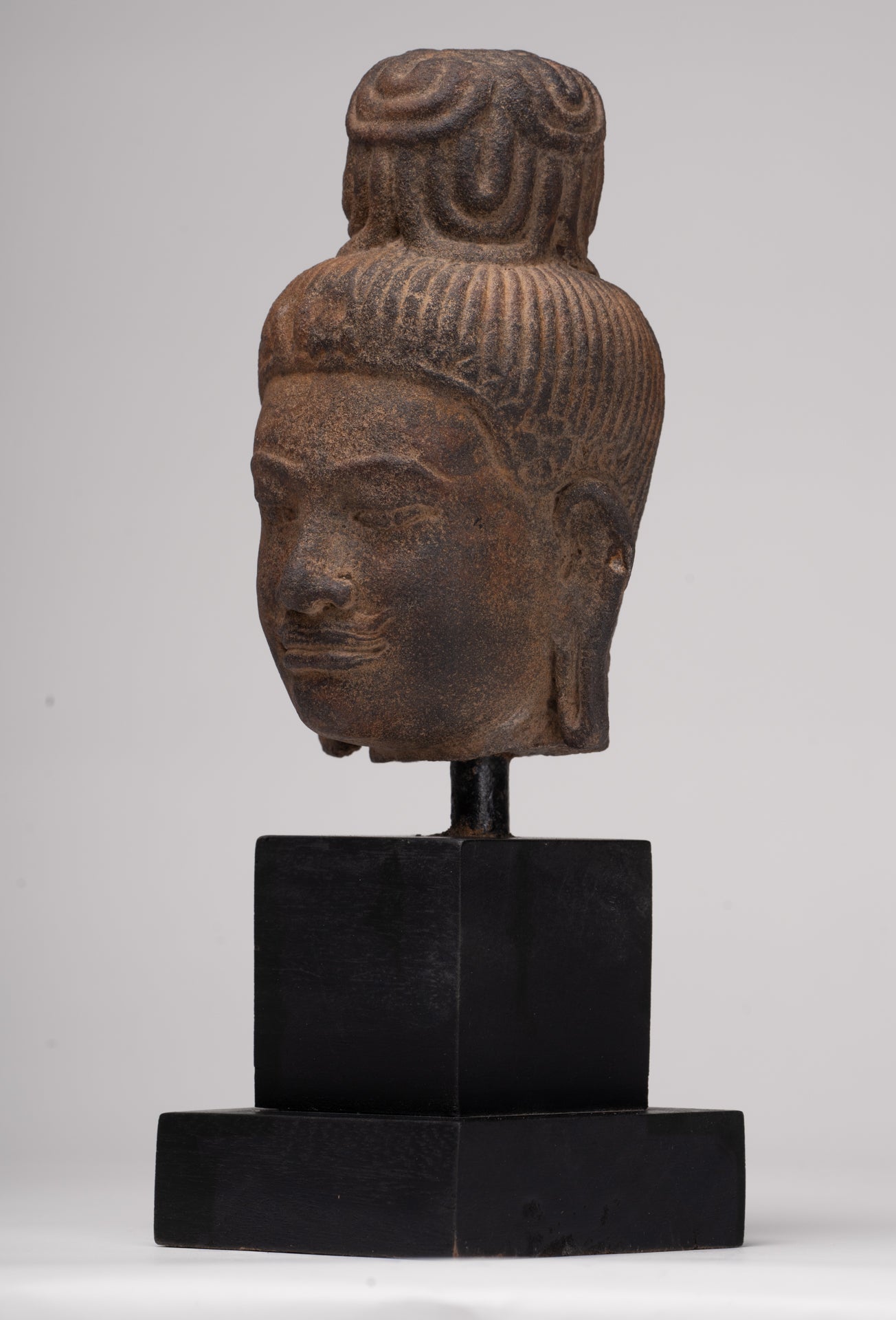 Vishnu Statue - Antique Prei Khmeng Style Stone Mounted Khmer Vishnu Head - 25cm / 10"