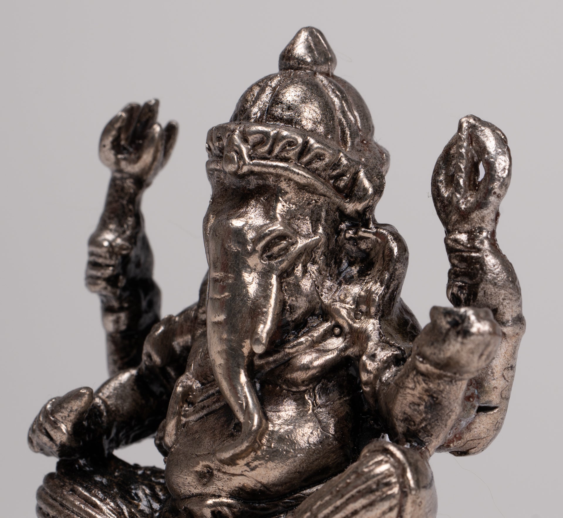 Ganesha Statue - Antique Thai Style Bronze Seated Silver Ganesha Statue - 8cm/3"