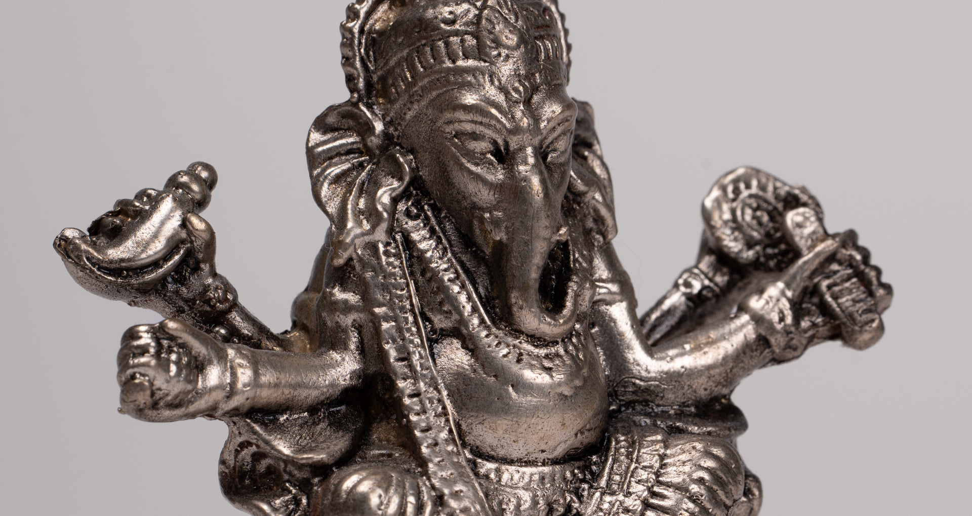 Ganesha Statue - Antique Thai Style Bronze Seated Silver Ganesha Statue - 8cm/3"