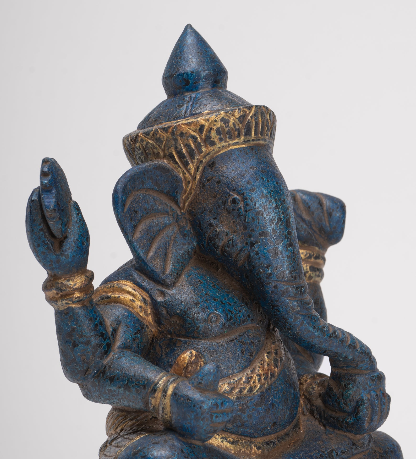 Ganesh Statue - Antique Khmer Style Seated Wood Ganesha Statue - 22cm/9"