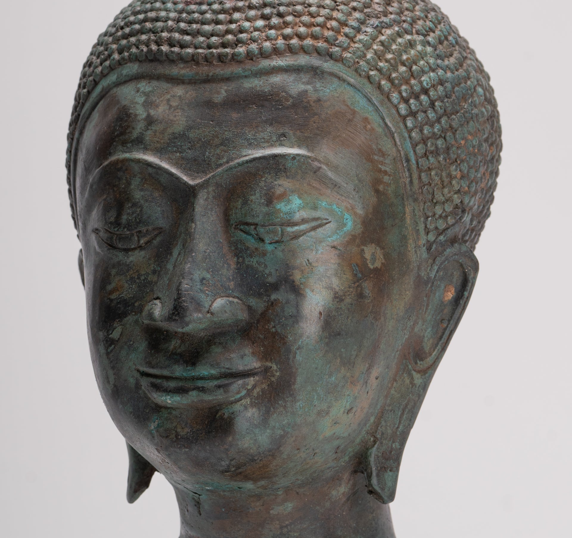 Buddha Head - Antique Thai Style Sukhothai Mounted Bronze Buddha Head - 39cm/16"