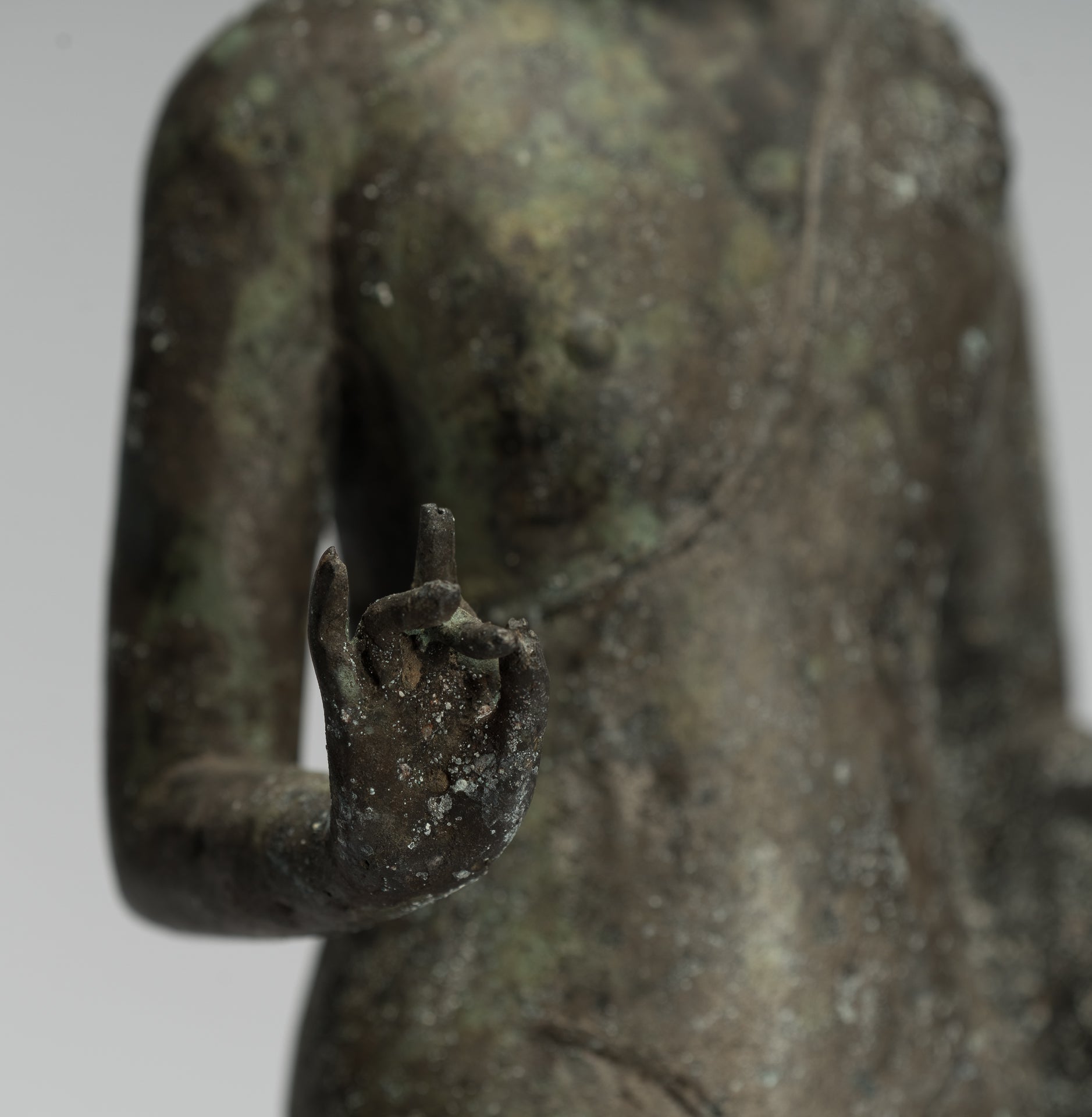 Statue de Bouddha – Bouddha d'enseignement javanais debout en bronze de style indonésien antique – 37 cm/15"