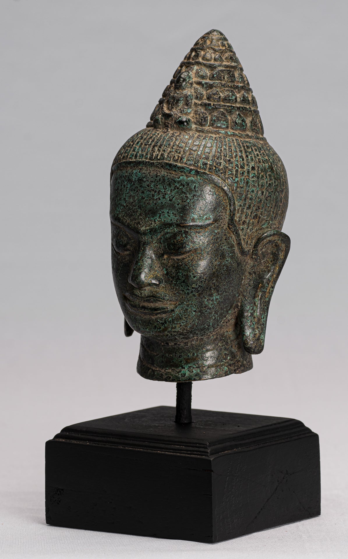 Statua Lokeshvara - Antique Khmer in stile bronzo montato in bronzo a bayon lokeshvara testa - 25 cm/10 "
