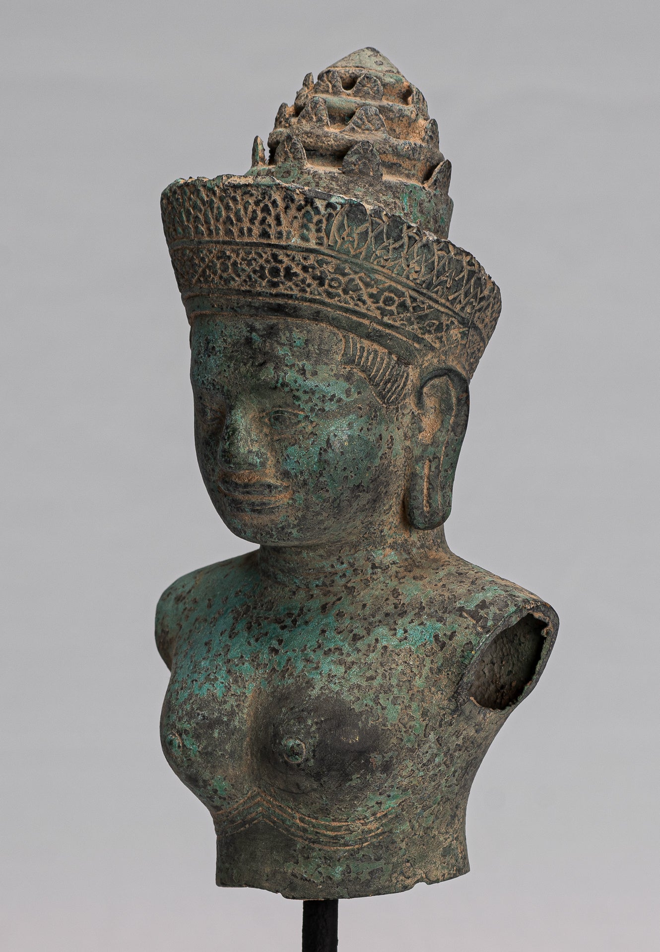 Lakshmi-Statue – antiker Khmer-Stil Lakshmi/Devi-Gemahlin von Vishnu Torso – 31 cm/12 Zoll