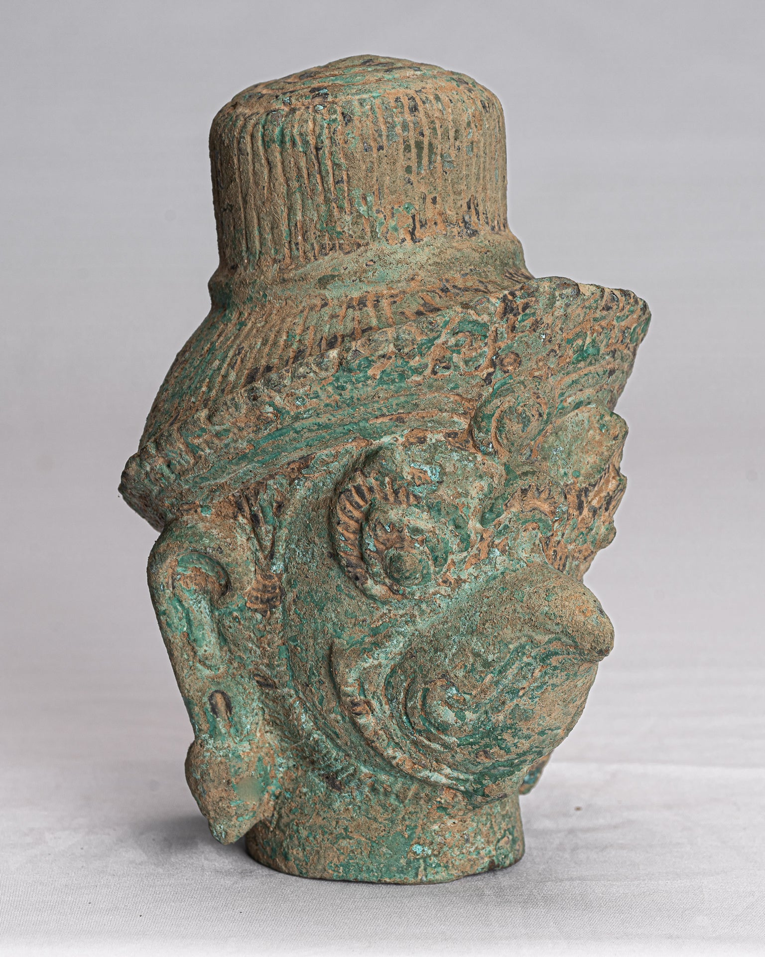 Antique Banteay SREI STILE BRONZE KHMER GARUDA VISHNU STATUE - 18 cm/7 "