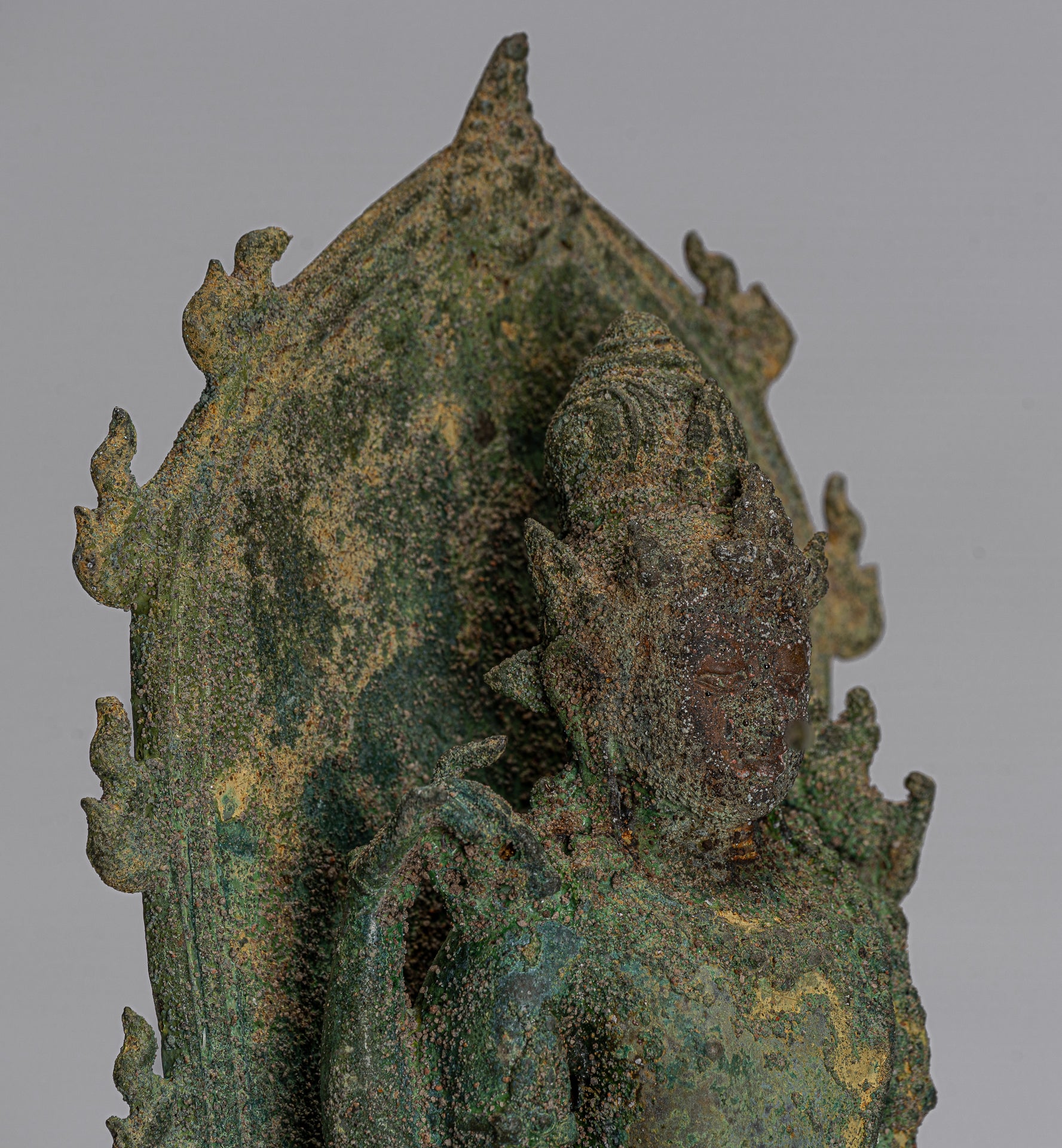 Vishnu - Estatua de bronce de alumno de estilo indonesio antiguo Majapahit Java de pie - 38 cm/15 "