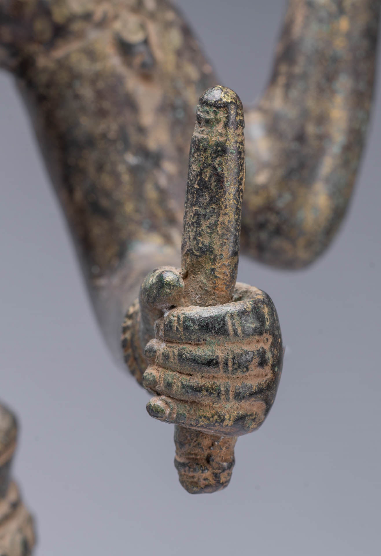 Statue Vishnu - Antique Khmer Style Bronze Bayon Statue Vishnu - 63cm/25 "