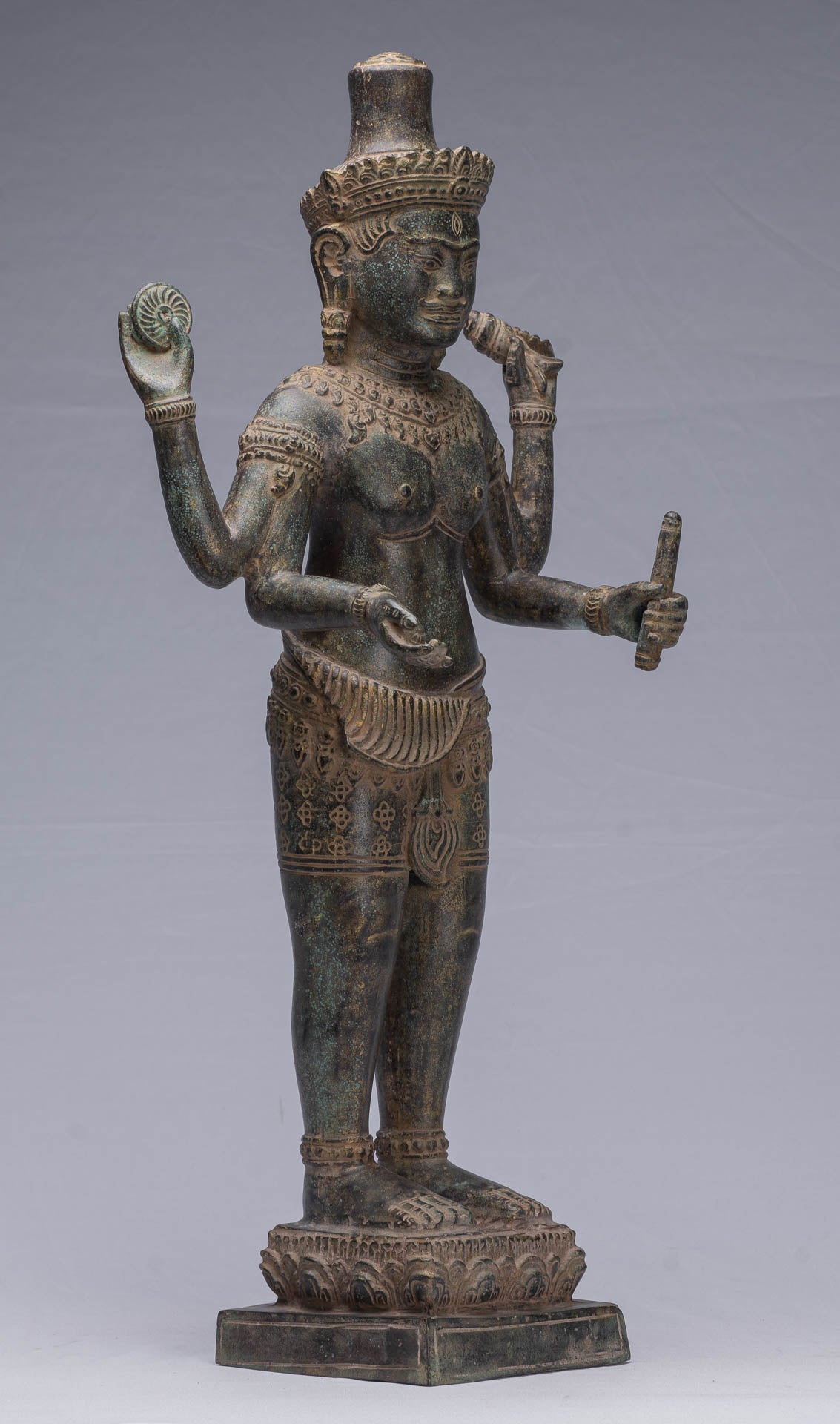 Statue Vishnu - Antique Khmer Style Bronze Bayon Statue Vishnu - 63cm/25 "