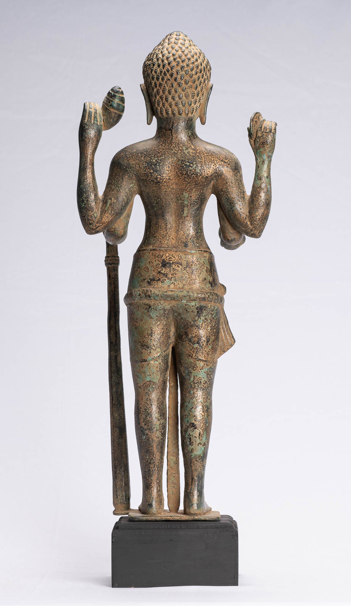 Statue antique de Vishnu debout en bronze de style khmer – Protecteur – 54 cm/22"