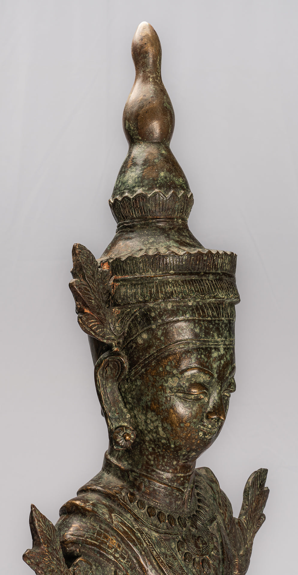 Antike Shan-Erleuchtungs-Buddha-Statue aus Bronze im burmesischen Stil – 102 cm/41 Zoll